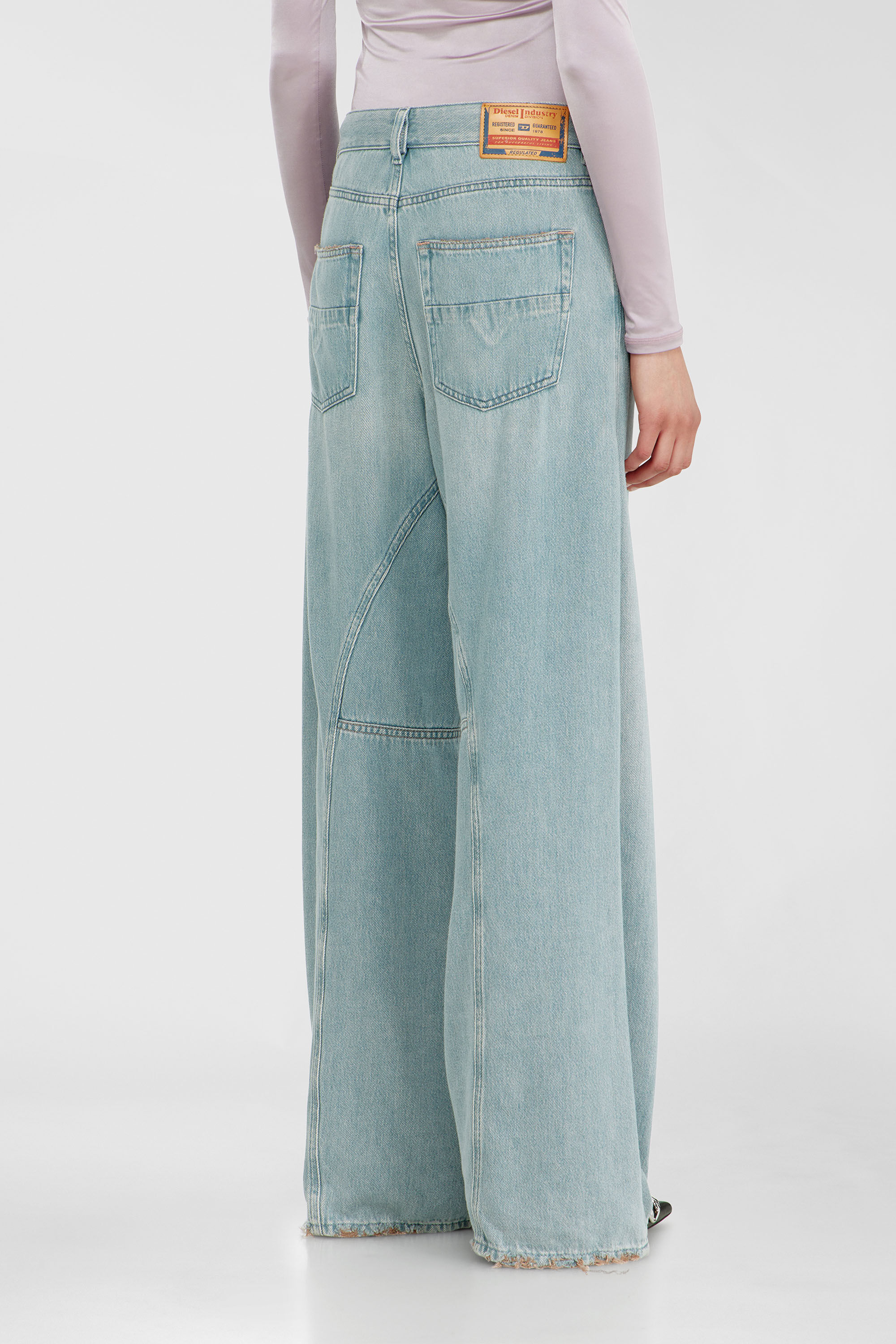 Diesel - Relaxed Jeans 1996 D-Sire 09P84 Donna, Blu Chiaro - Image 5