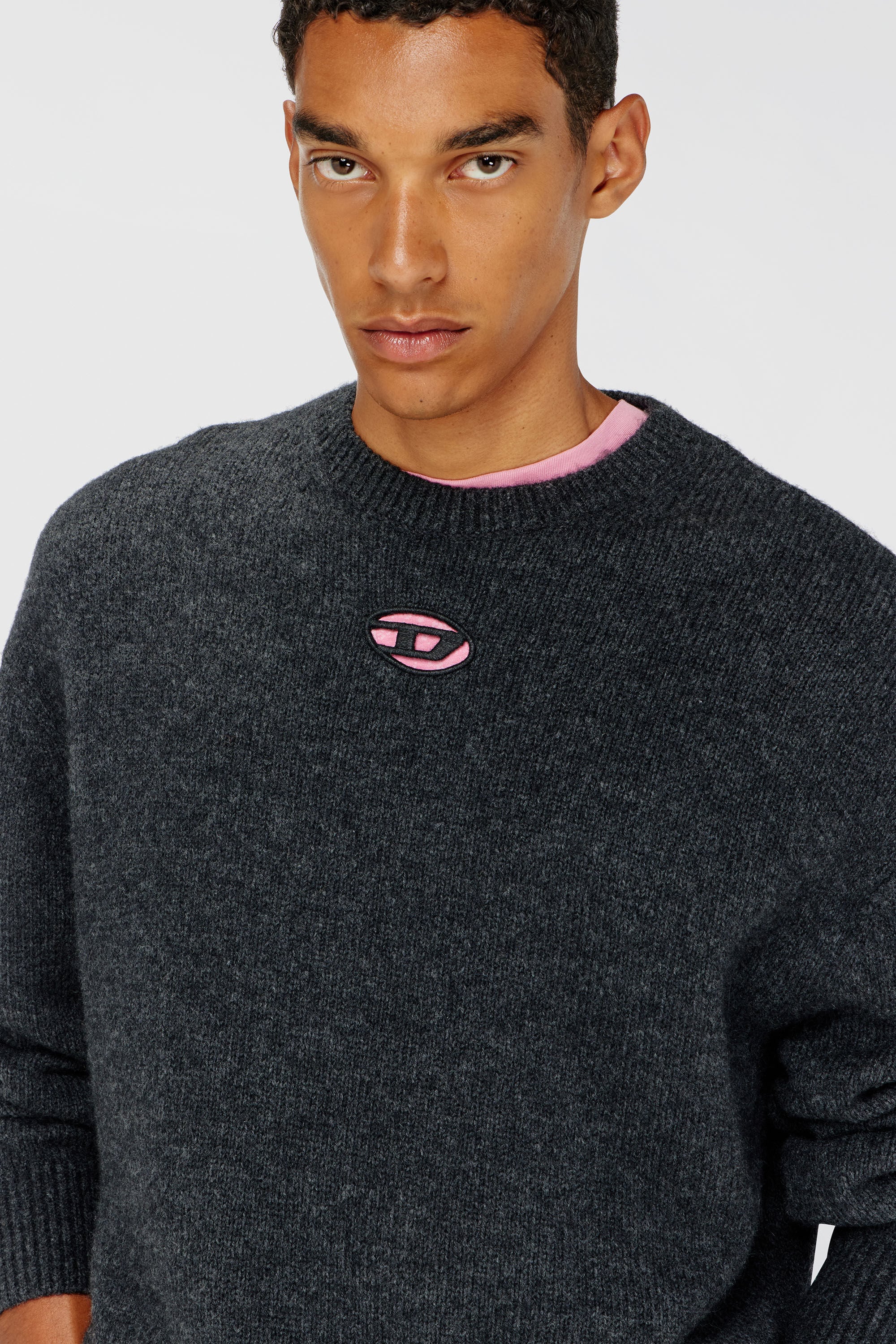 Diesel - K-AREESO, Maglia in misto lana e alpaca Uomo in Nero - 5