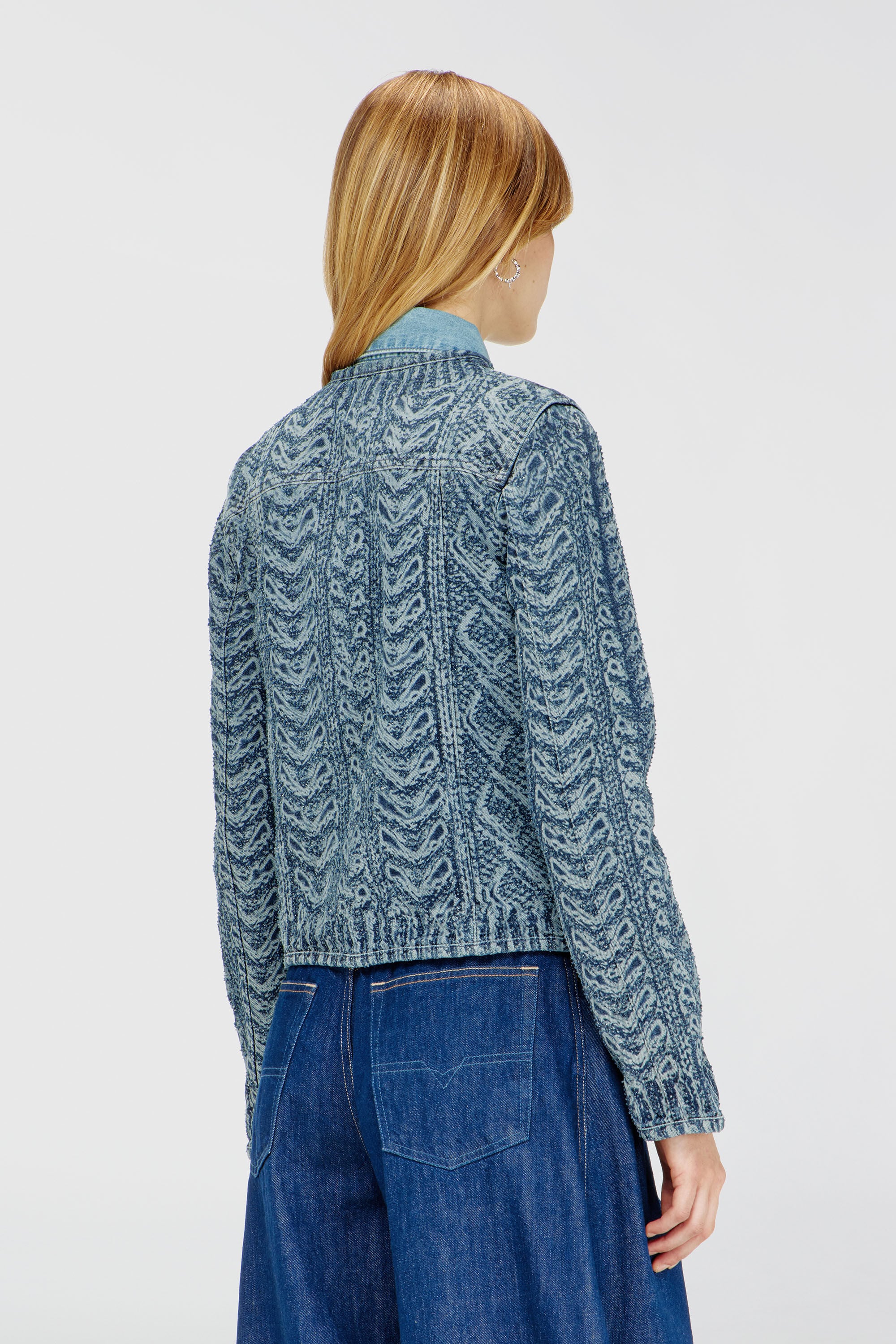 Diesel - DE-GRAFY-S2, Giacca senza collo in denim effetto maglia a trecce Donna in Blu - 4