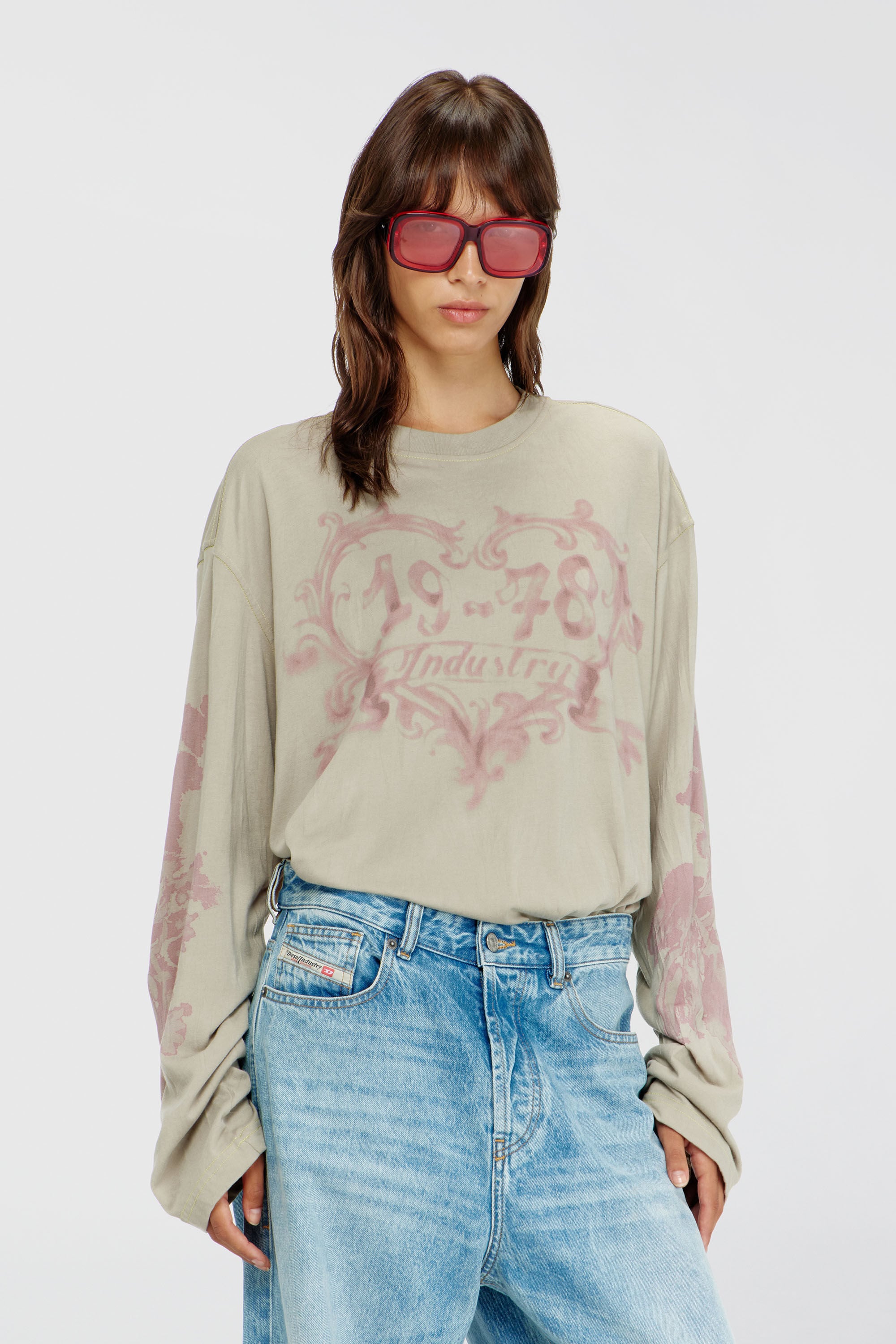 Diesel - T-HILARY-LS-AA1, T-shirt a manica lunga in cotone con stampa grafica Donna in Multicolor - 3