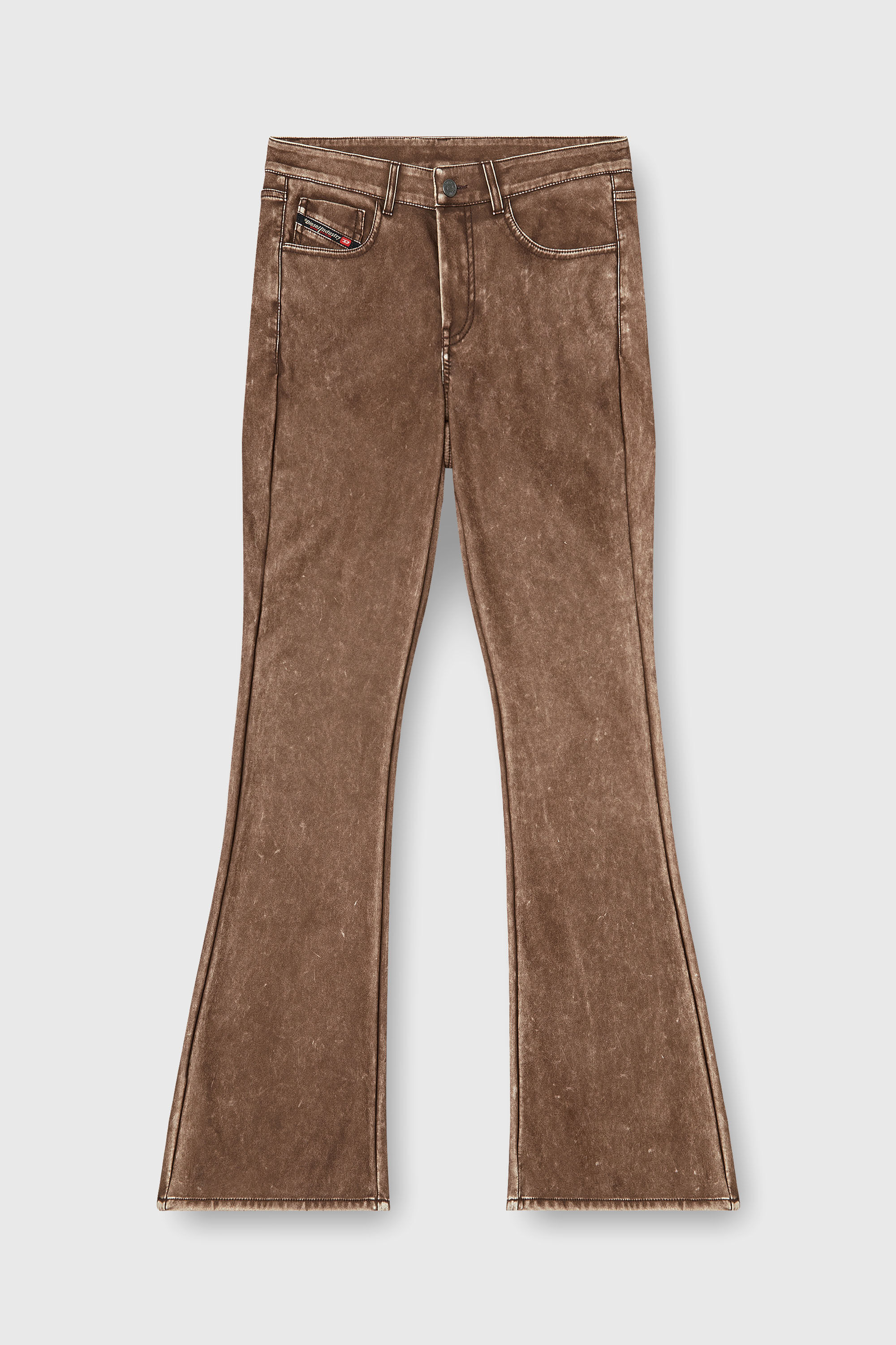 Diesel - P-STELLAR-S1, Pantaloni bootcut in tessuto coated lavorato Donna in Marrone - 2