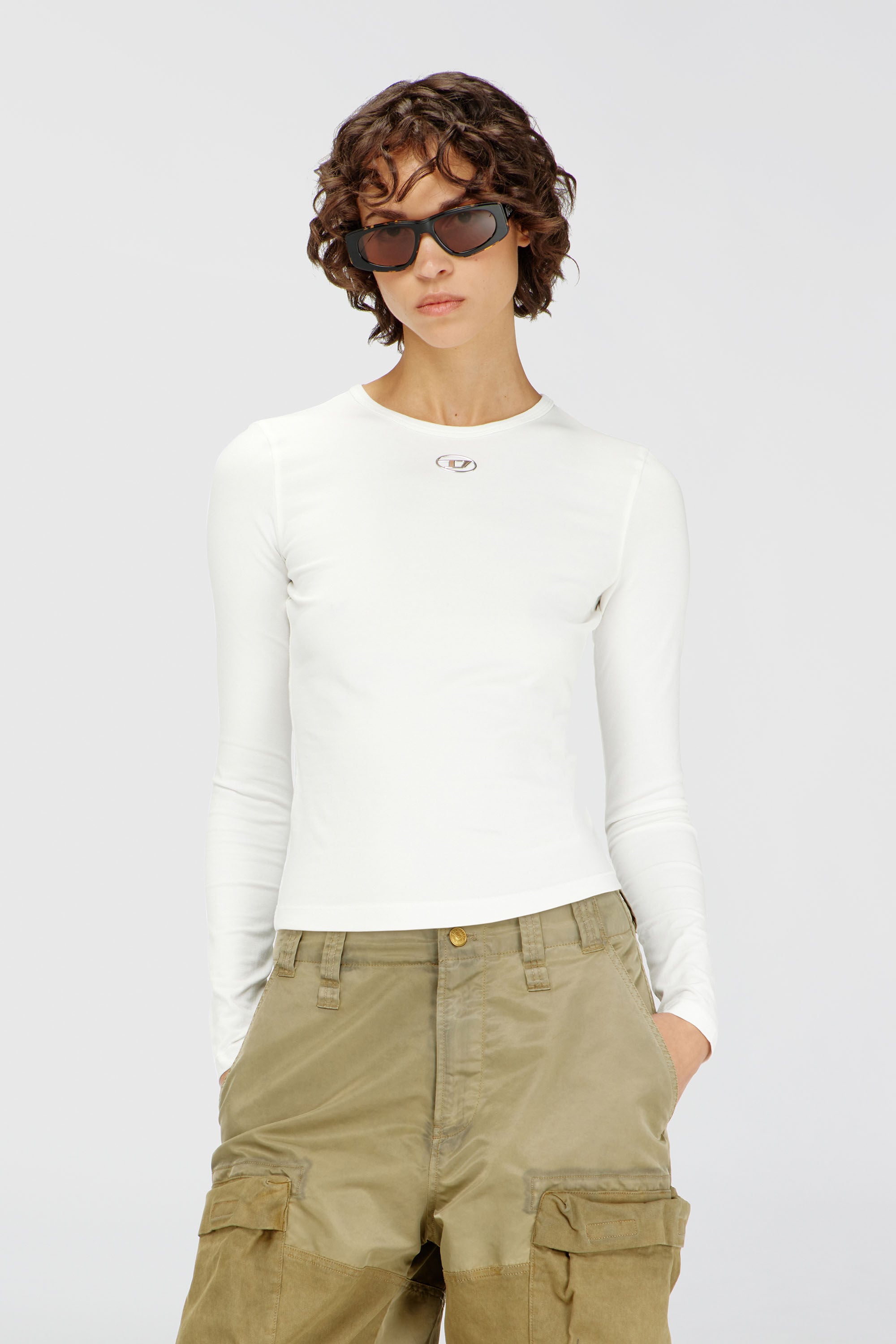 Diesel - T-UNCUTIESLONG-LS-OD, Maglia in cotone con logo Oval D Donna in Bianco - 3