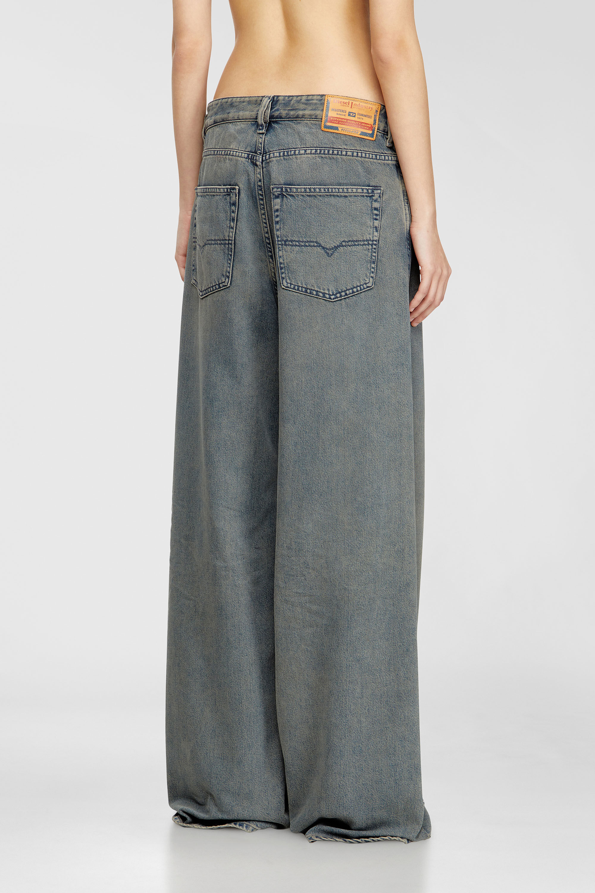 Diesel - Relaxed Jeans 1996 D-Sire 09N24 Donna, Blu medio - Image 3