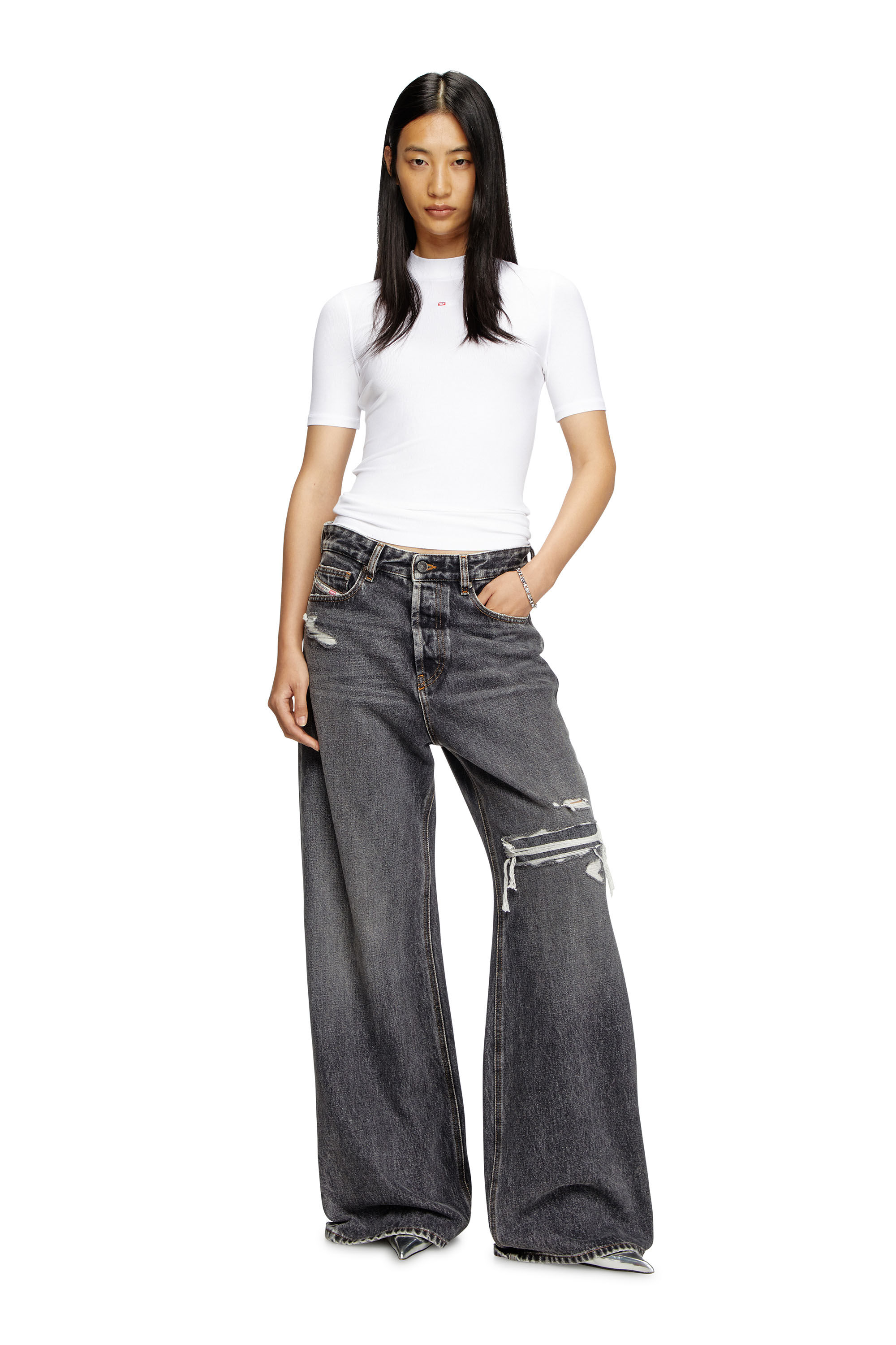 Diesel - T-MOKKY-MICRODIV, T-shirt a coste con collo a lupetto Donna in Bianco - 1
