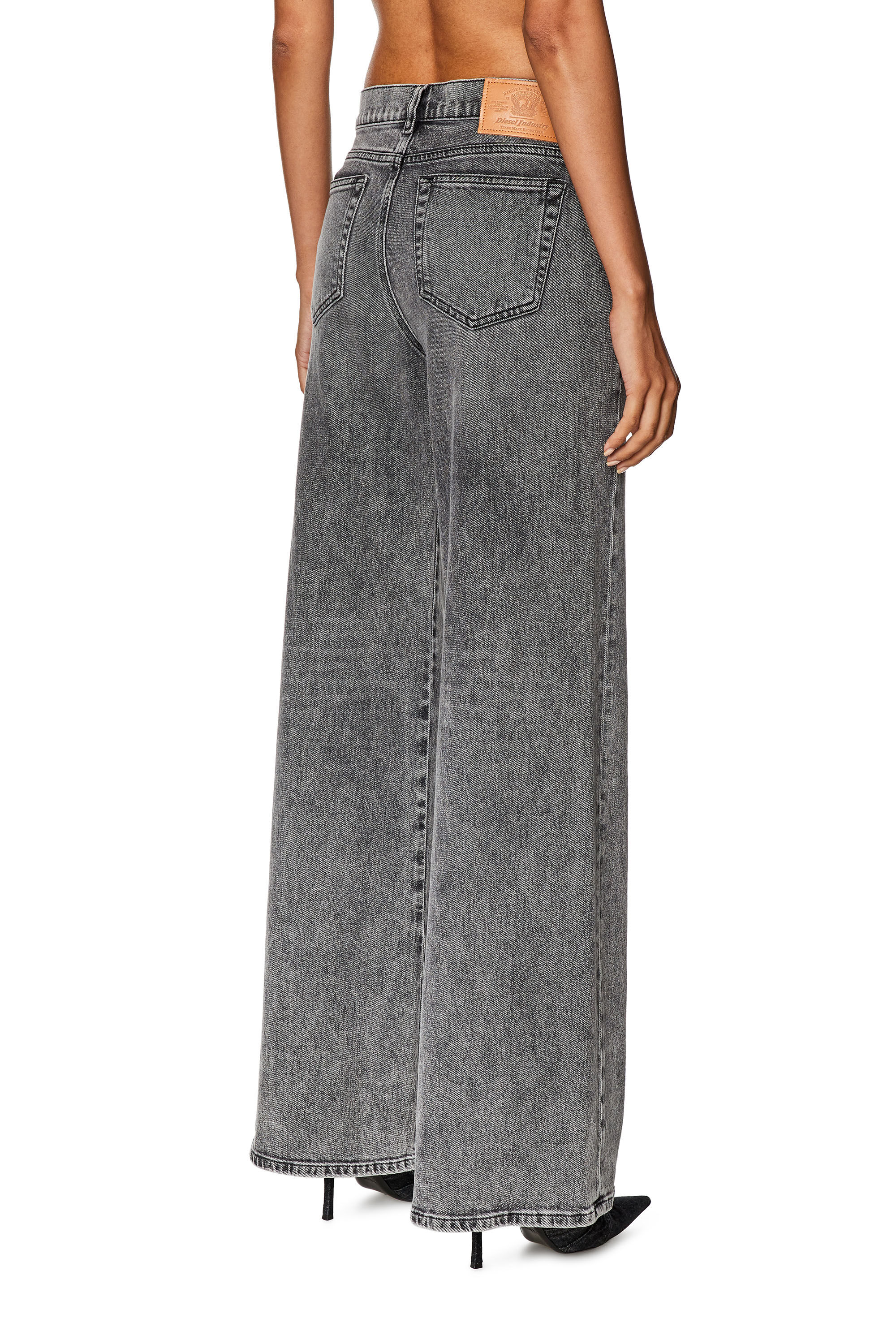 Diesel - Bootcut and Flare Jeans 1978 D-Akemi 09G57, Grigio - Image 4