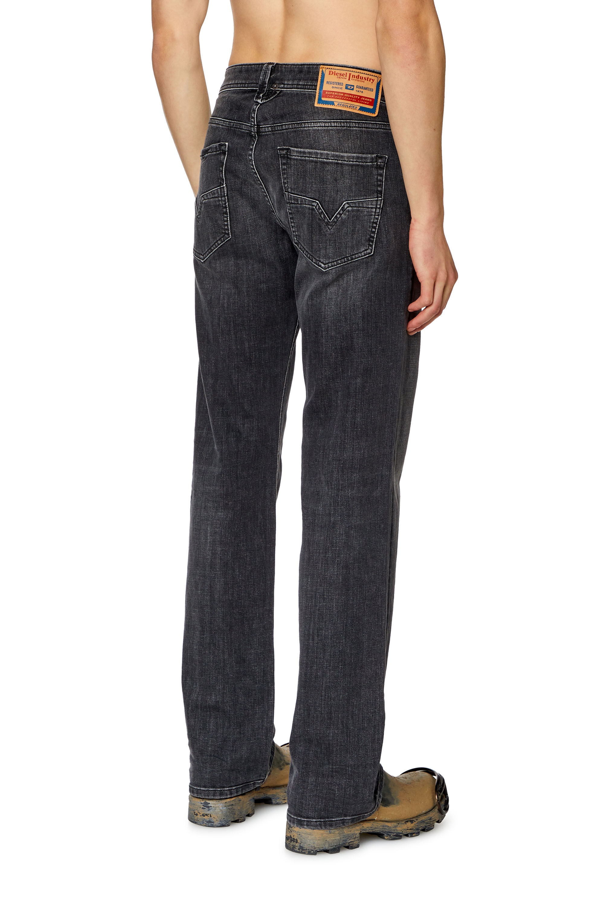 Jeans diesel uomo prezzi 2025
