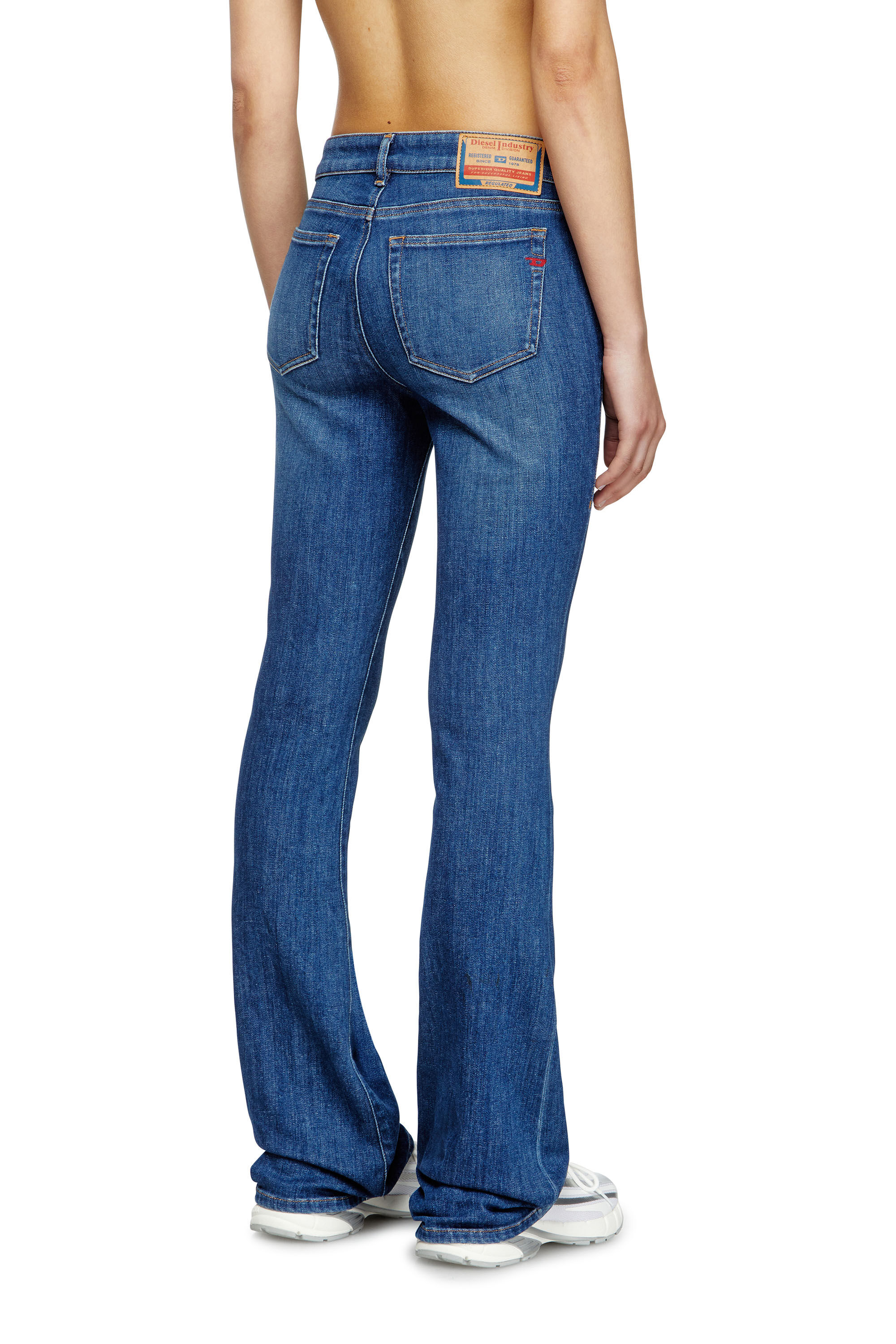 Diesel - Bootcut Jeans 1969 D-Ebbey 0DBDN Donna, Nero/Grigio scuro - Image 3