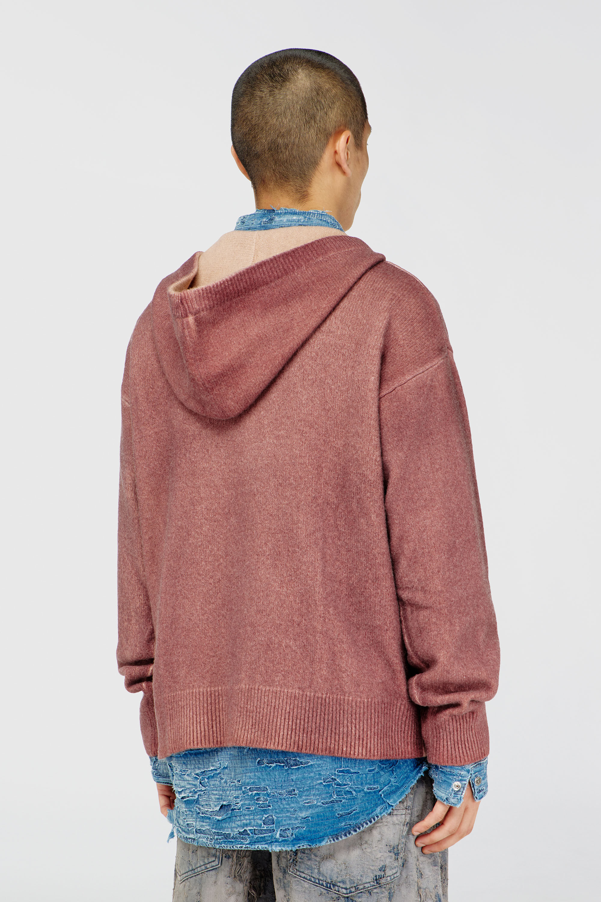 Diesel - K-PICKLED, Hoodie doppia tintura in maglia misto lana Uomo in Rosso - 4