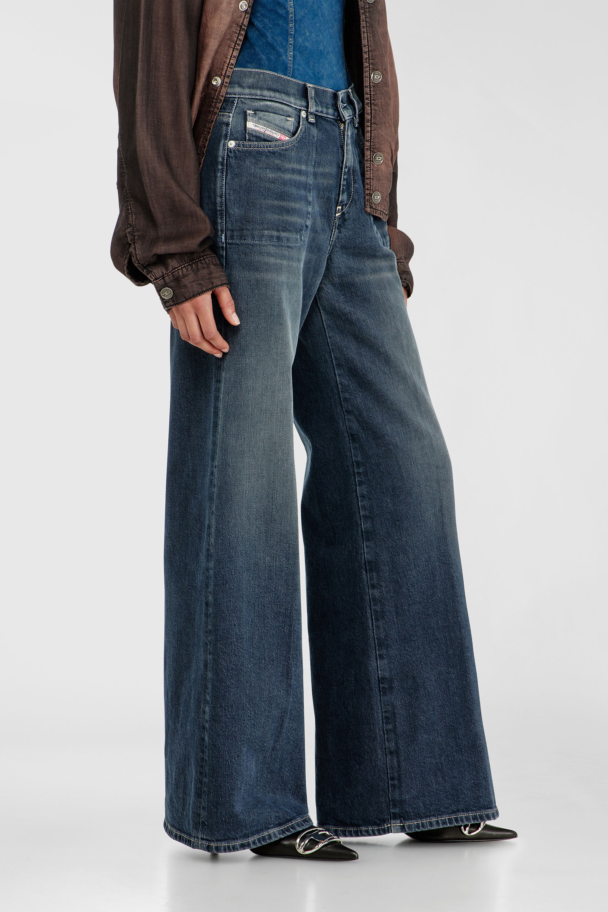 Diesel - Woman's Flare Jeans 1978 D-Akemi 007EI, Dark Blue - 7