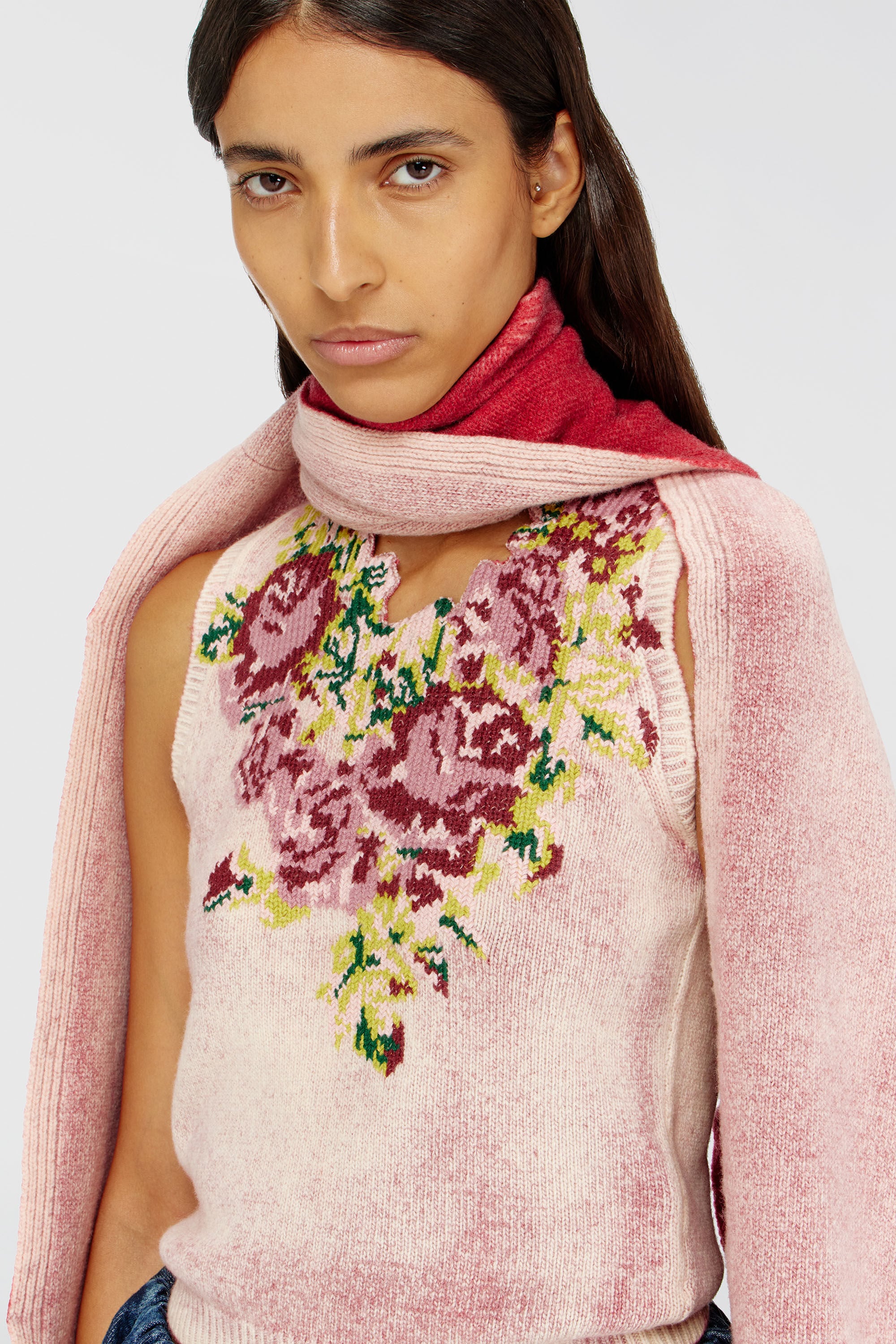Diesel - M-RARIS, Gilet in maglia misto lana a motivo floreale Donna in Rosa - 5