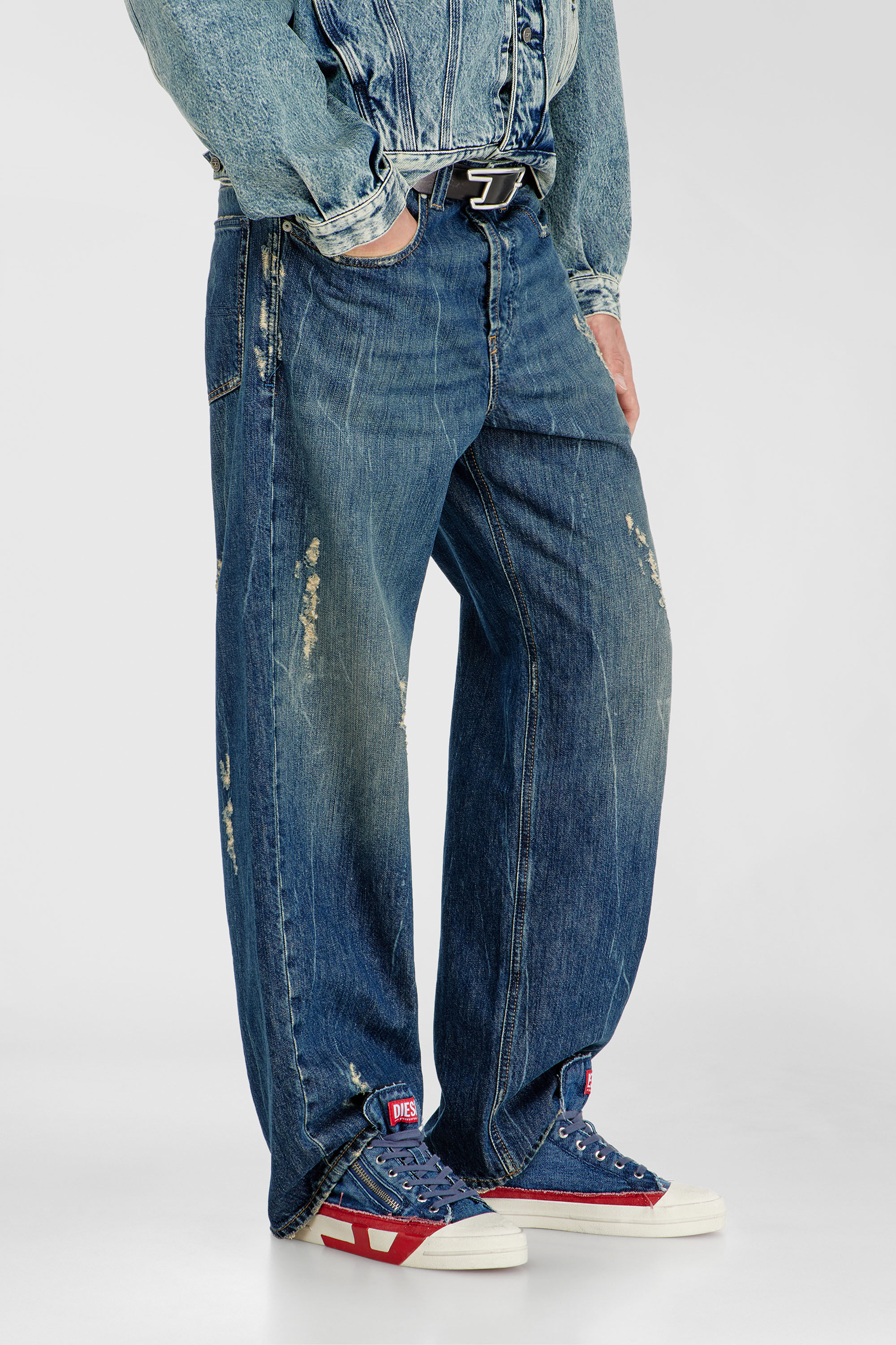 Diesel - Relaxed Jeans 2001 D-Macro 09Q28 Uomo, Blu medio - Image 7