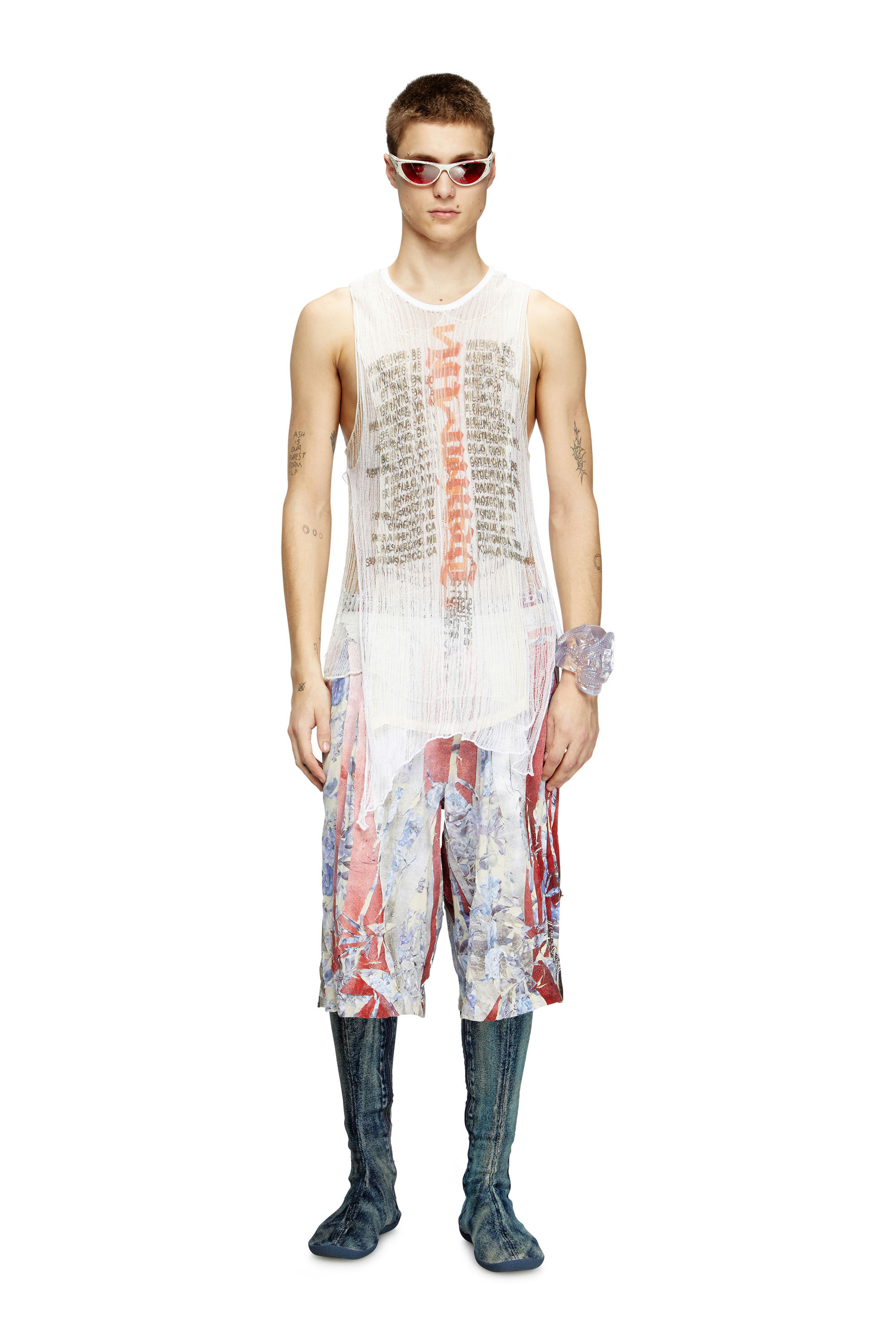 Diesel - P-HELGE, Short floreale con stampa spezzata Unisex in Multicolor - 1