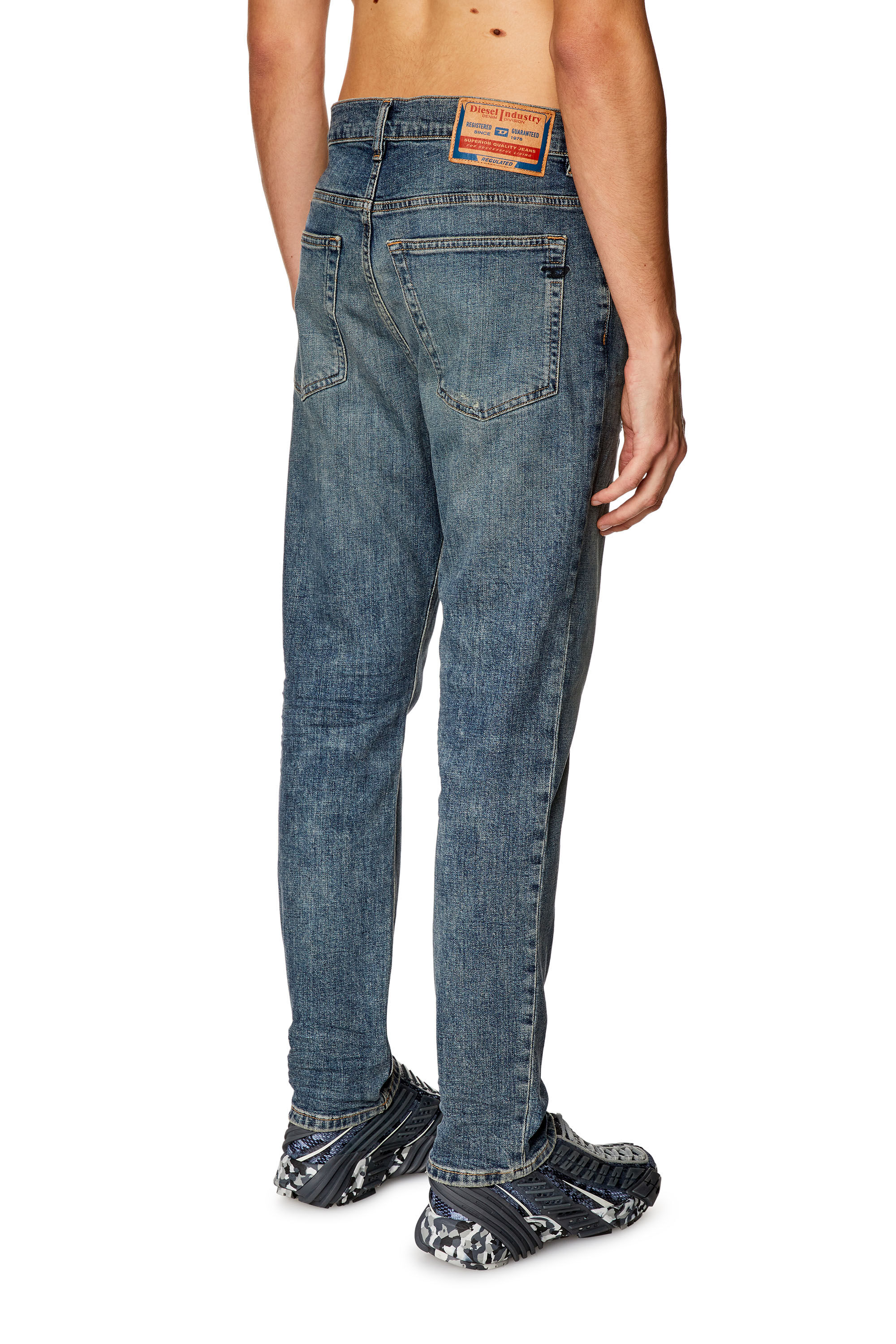 Diesel - Tapered Jeans 2005 D-Fining 0DQAC, Blu medio - Image 4