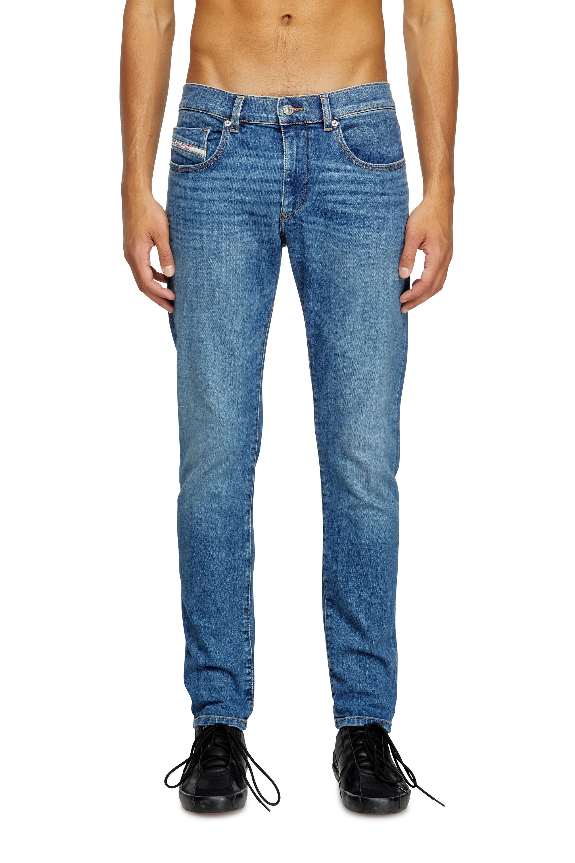 Diesel - Slim Jeans 2019 D-Strukt 0KIAL Uomo, Blu Chiaro - Image 3