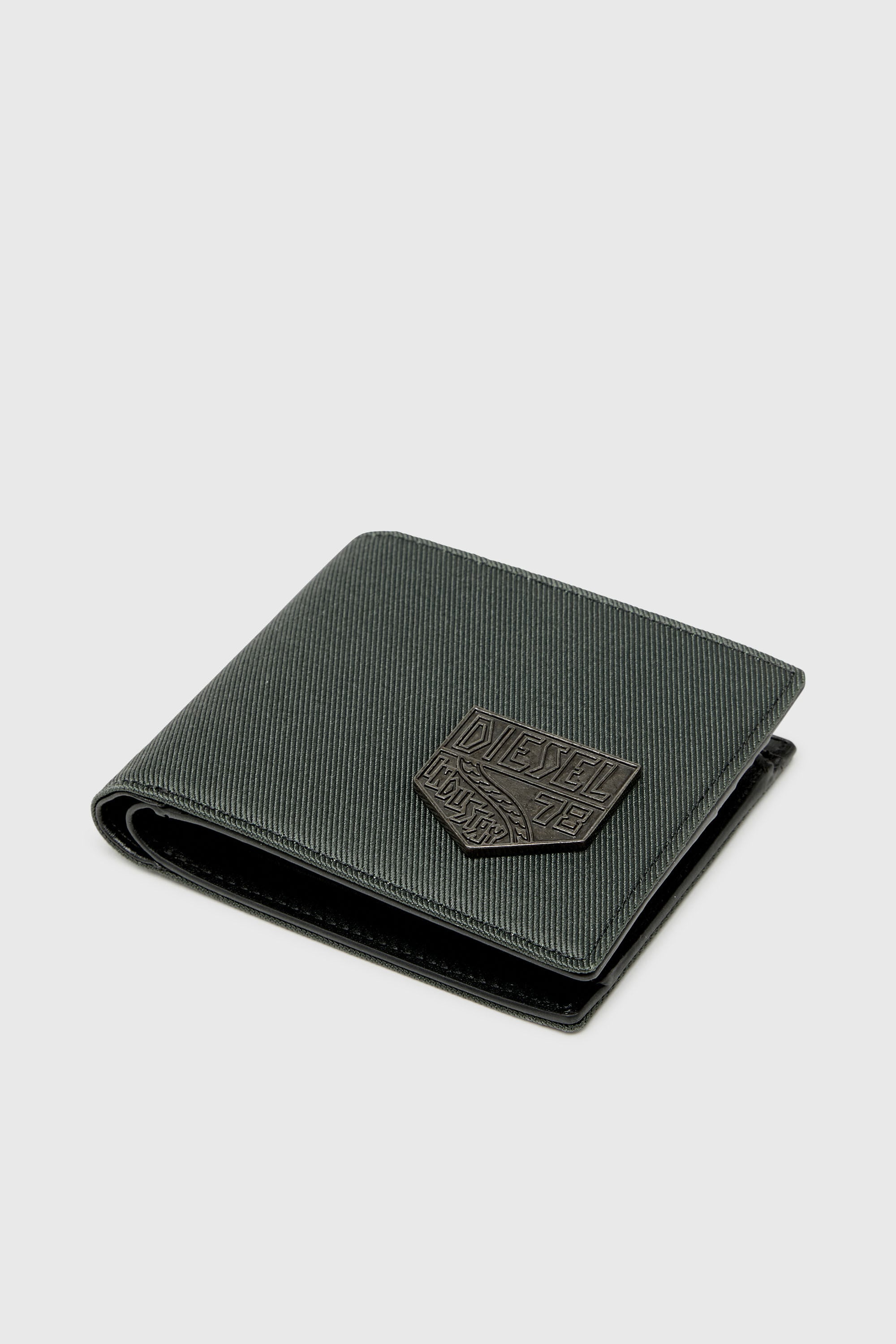 Diesel - D-PACK BI FOLD COIN 3D, Portafoglio piccolo bi-fold con patch Diesel Uomo in Verde - 4