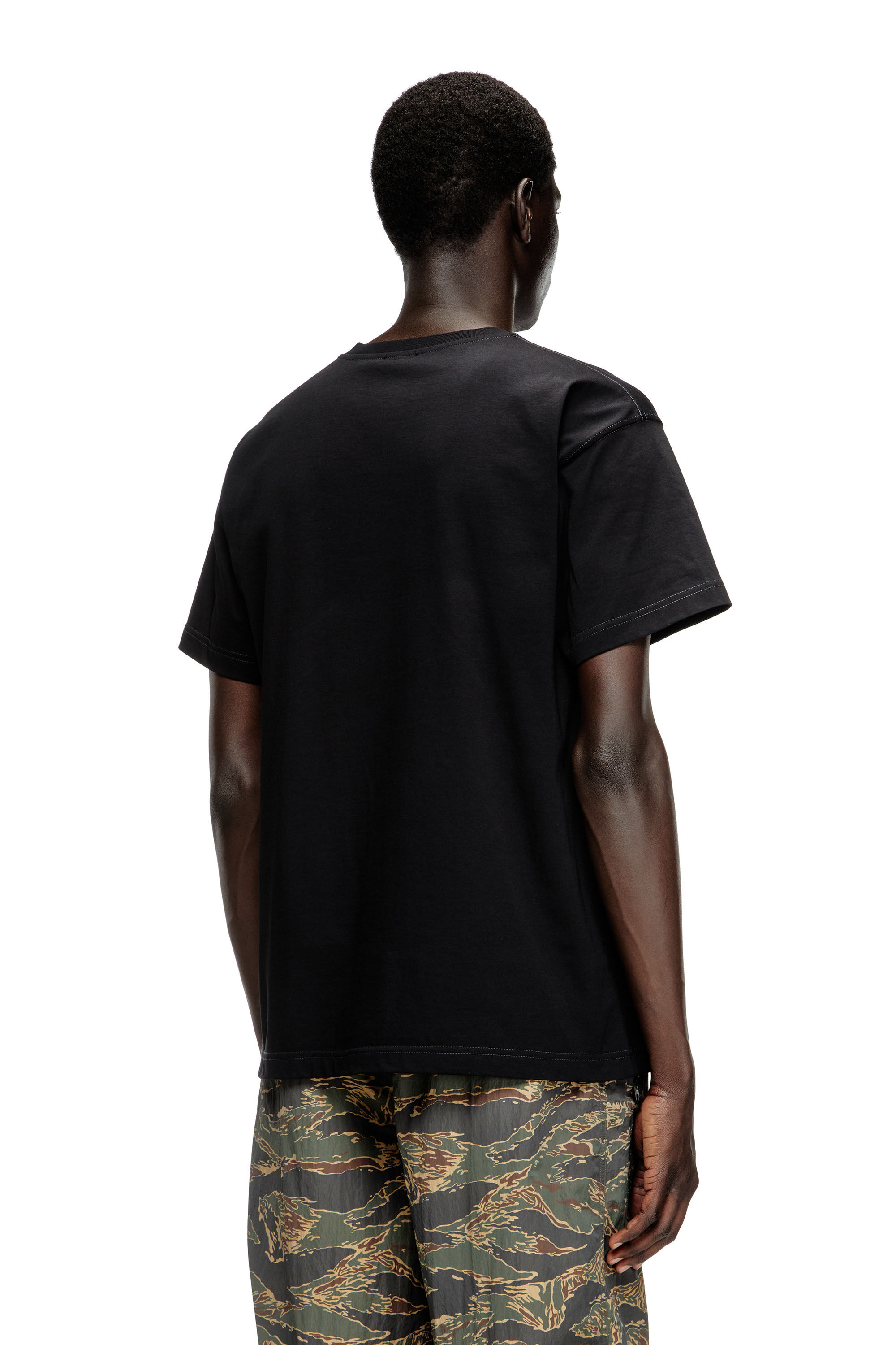 Diesel - T-NORM-T11, T-shirt con logo Oval D Uomo in ToBeDefined - 4