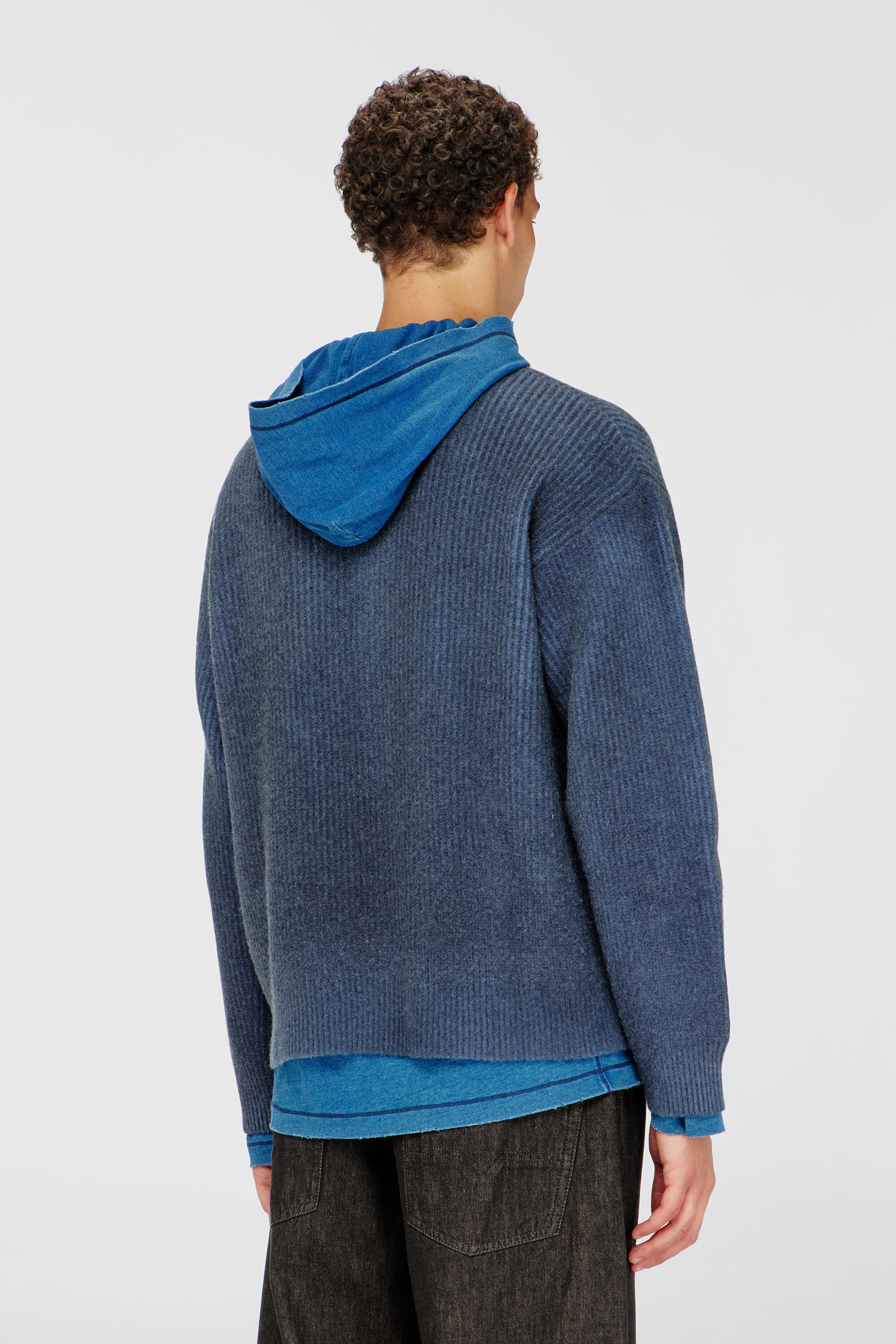 Diesel - K-PICKLER, Maglione in misto lana con tasca finta Uomo in Blu - 4