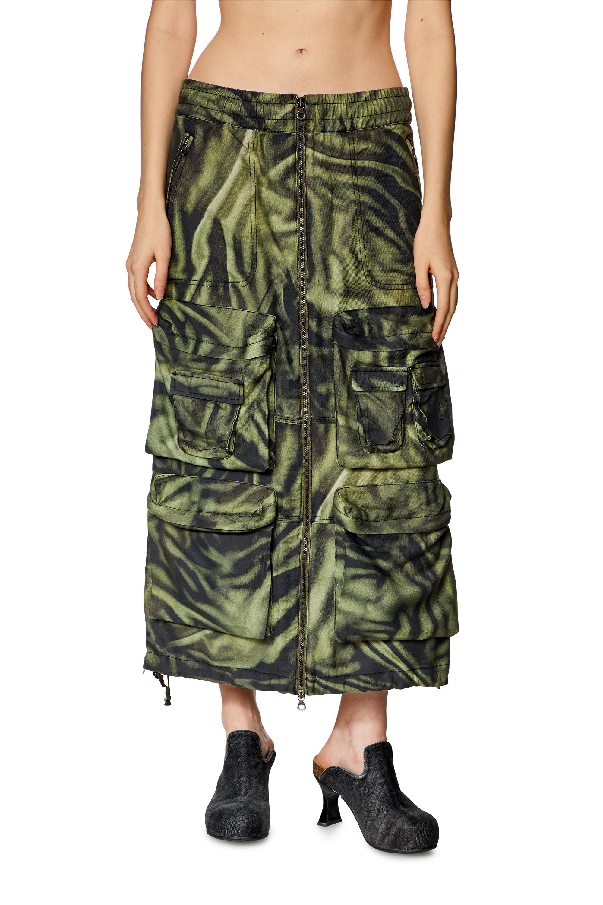 Gonna sales o pantaloni
