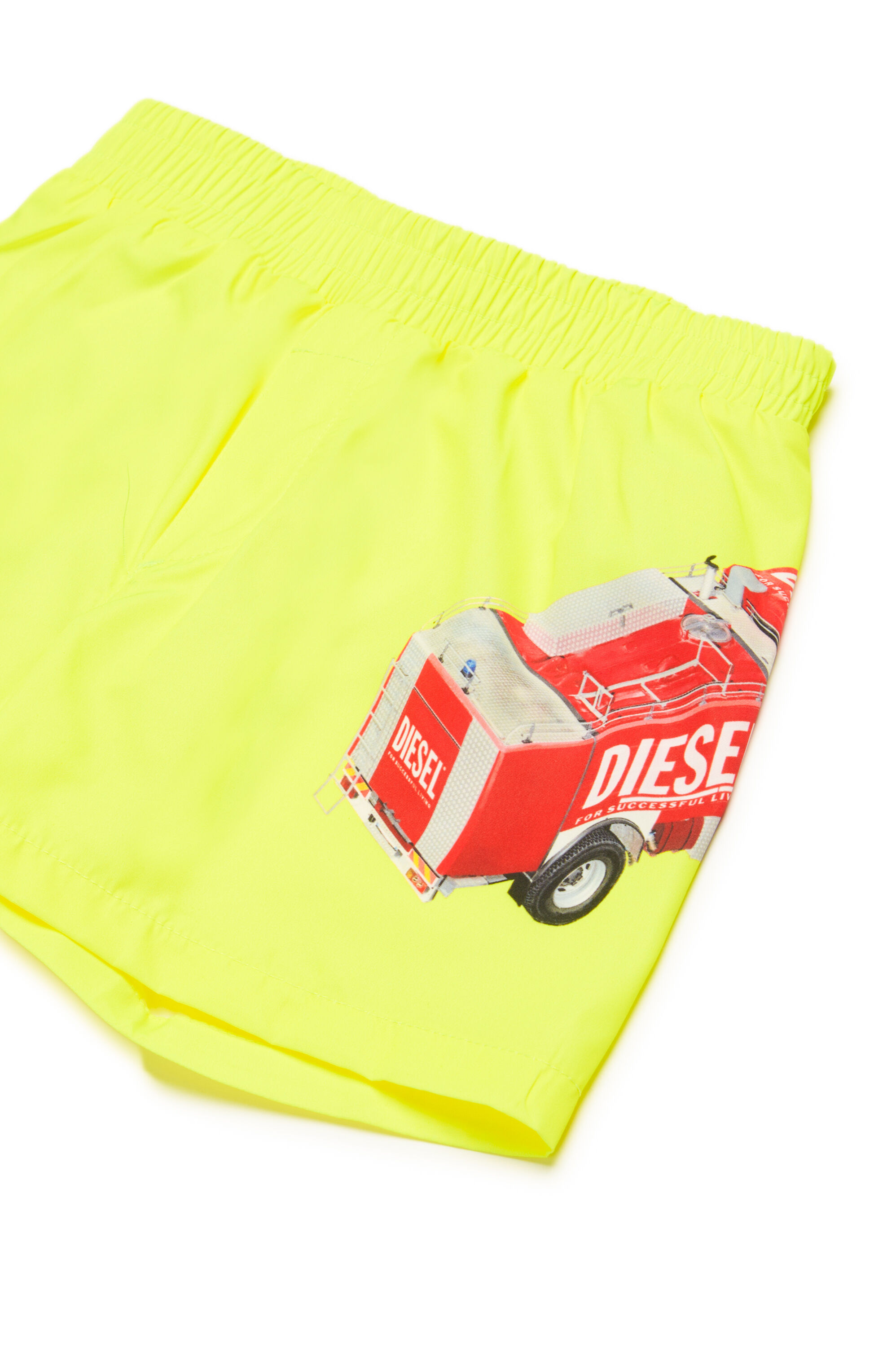 Diesel - MIPERRIB, Pantaloncini da bagno con stampa di camion dei pompieri Uomo in Giallo - 3