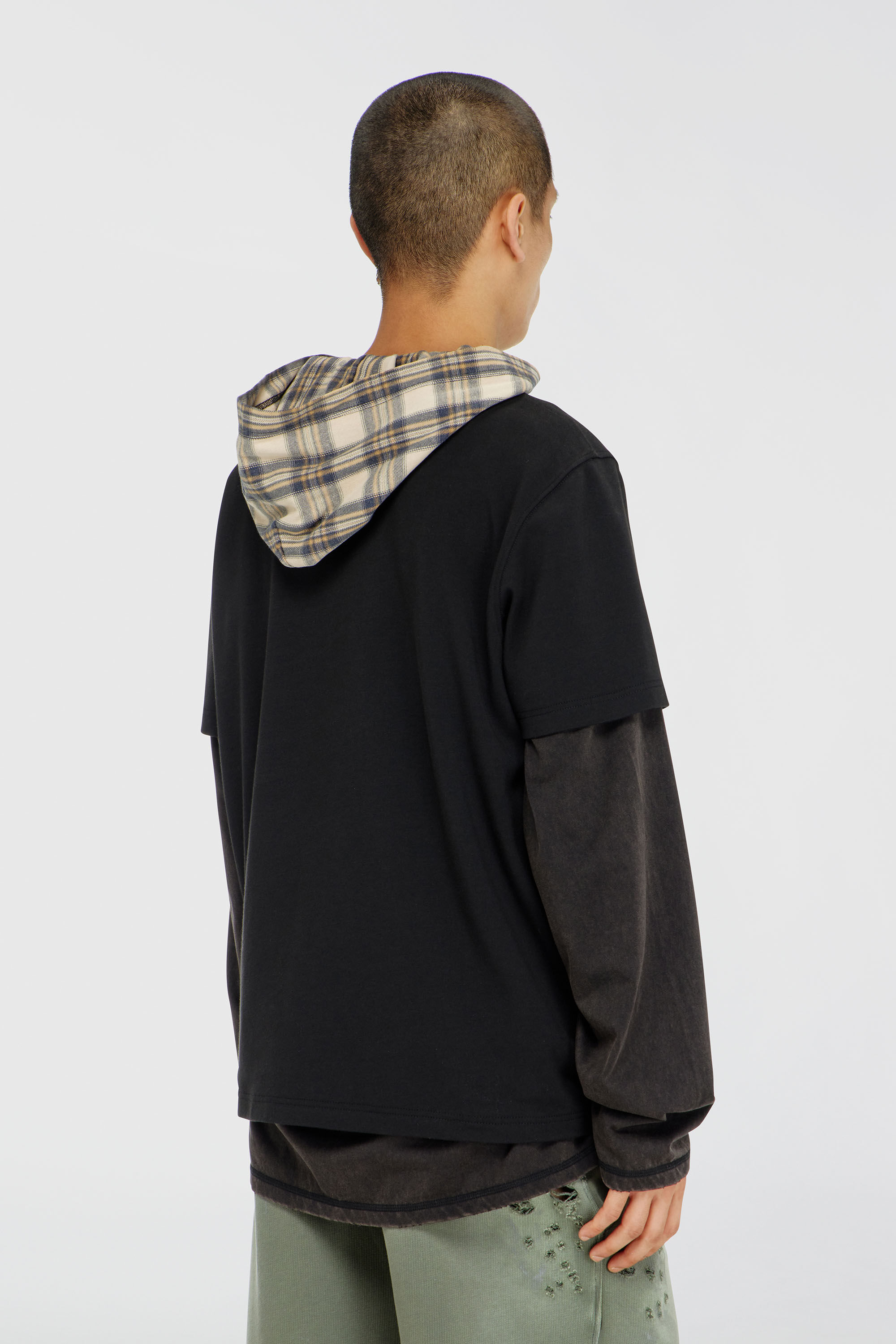 Diesel - T-ADJUST-AA2, T-shirt in interlock di cotone con ricamo logo Uomo in Nero - 4