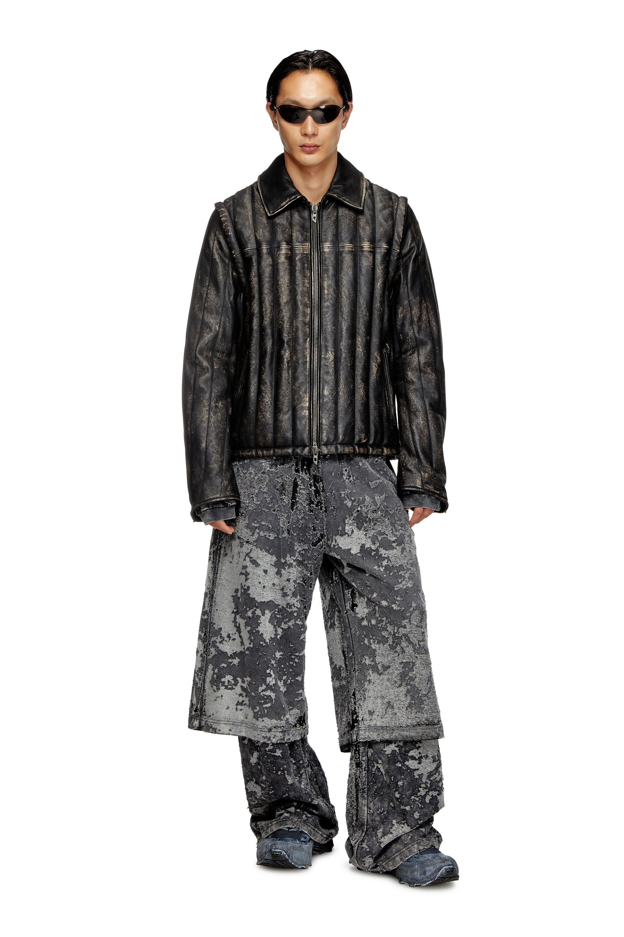 Diesel - L-ALBERT, Giacca-gilet in pelle distressed imbottita Uomo in Nero - 1