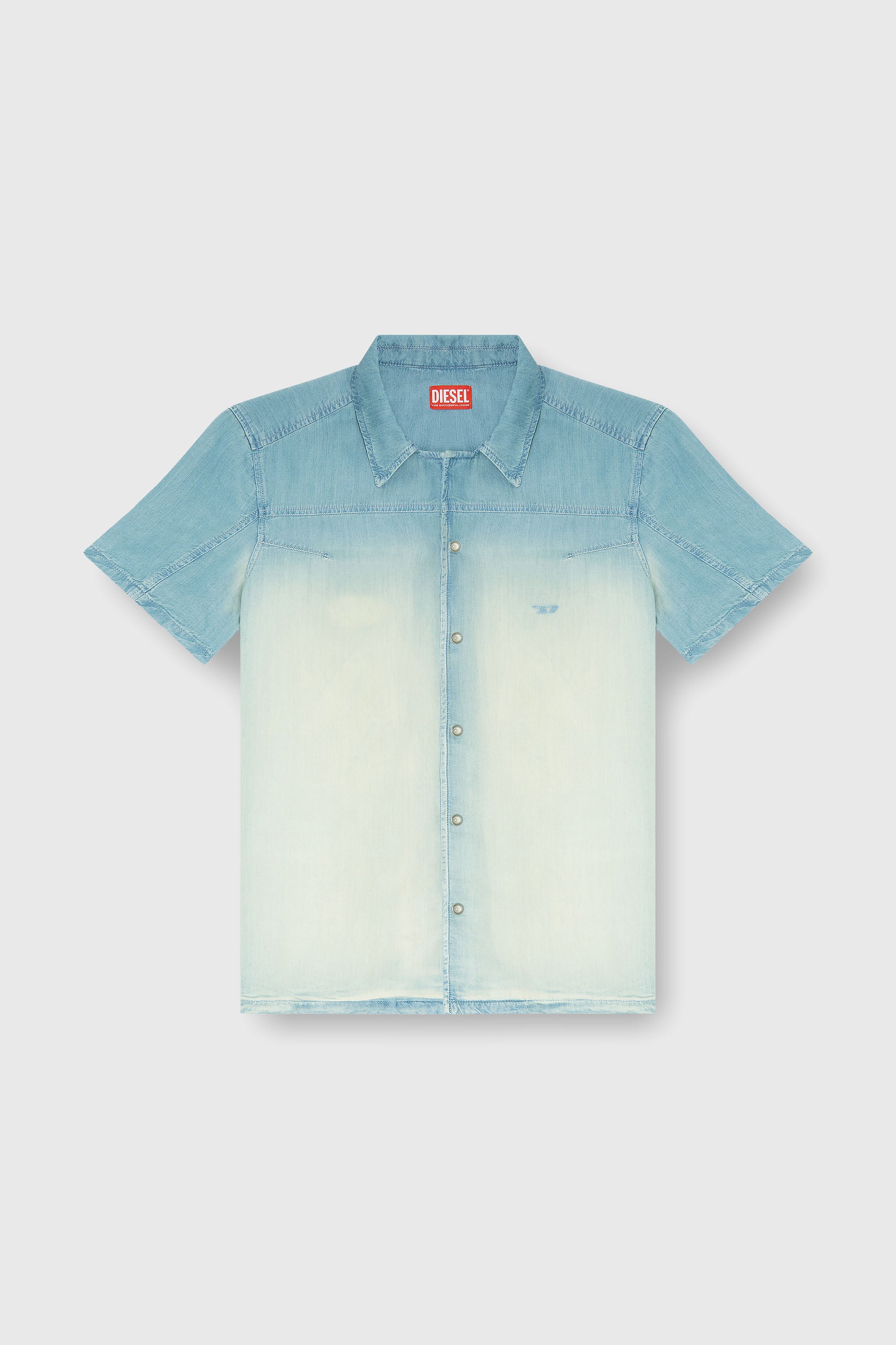 Diesel - D-CLARIVO-S, Camicia a maniche corte in denim fluido sovratinto Uomo in Blu - 2
