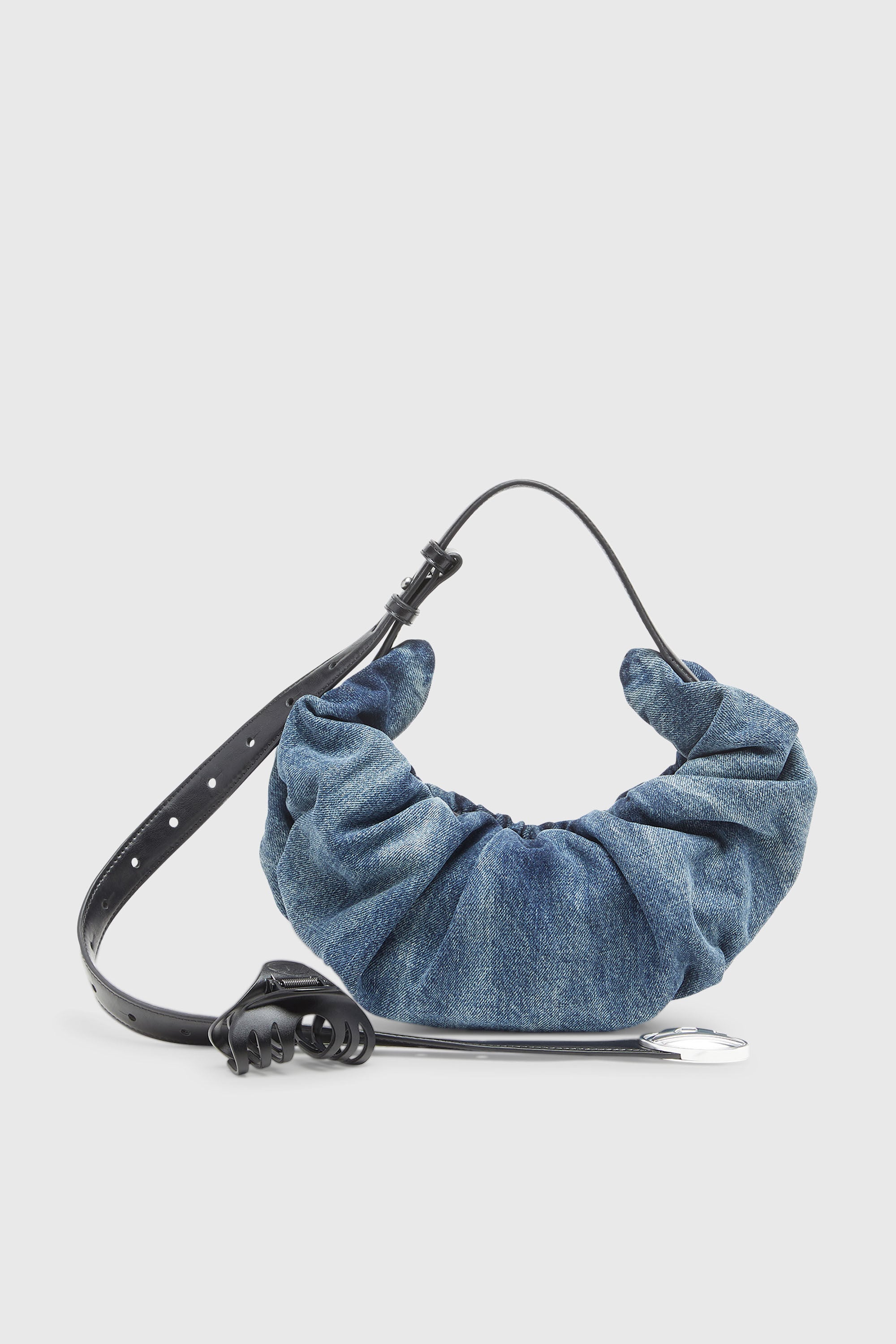 Diesel - GRAB-D HOBO S, Grab-D-Borsa hobo piccola arricciata in denim trattato Donna in Blu - 6