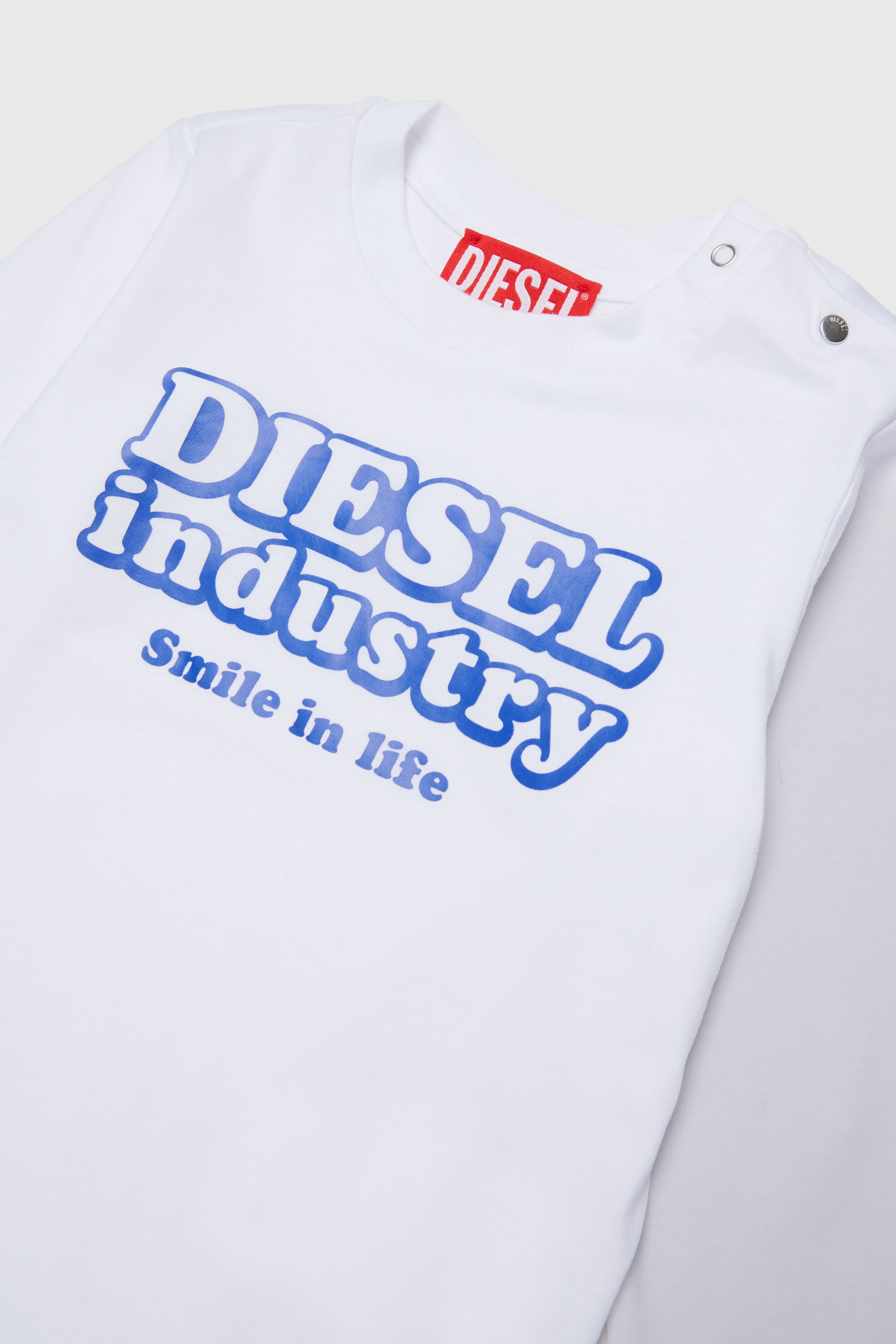 Diesel - TLODIMB, T-shirt a manica lunga con stampa Diesel Industry Uomo in Bianco - 3