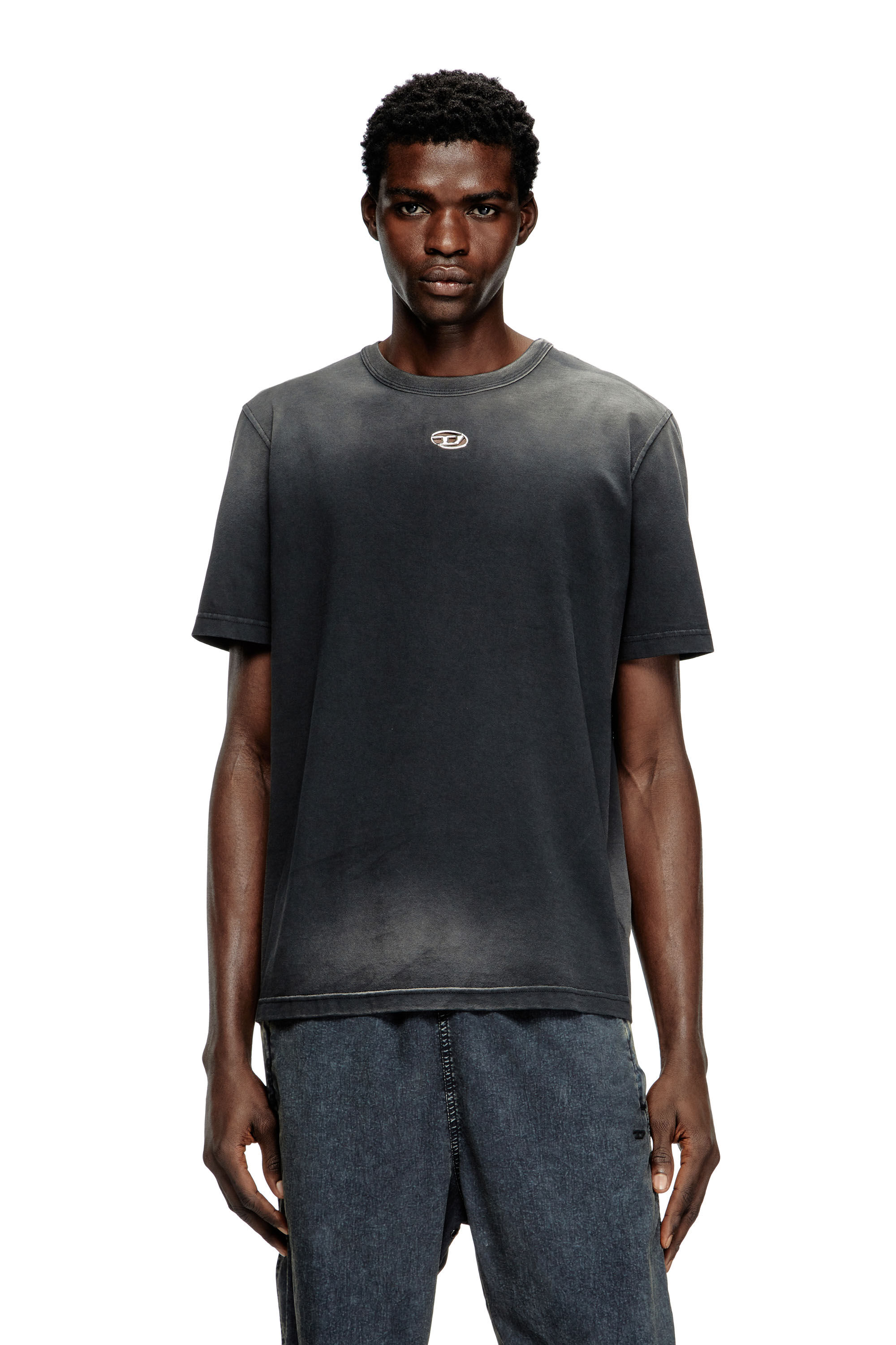 Diesel - T-ADJUST-T1, T-shirt sfumata con Oval D cut-out Uomo in Nero - 3