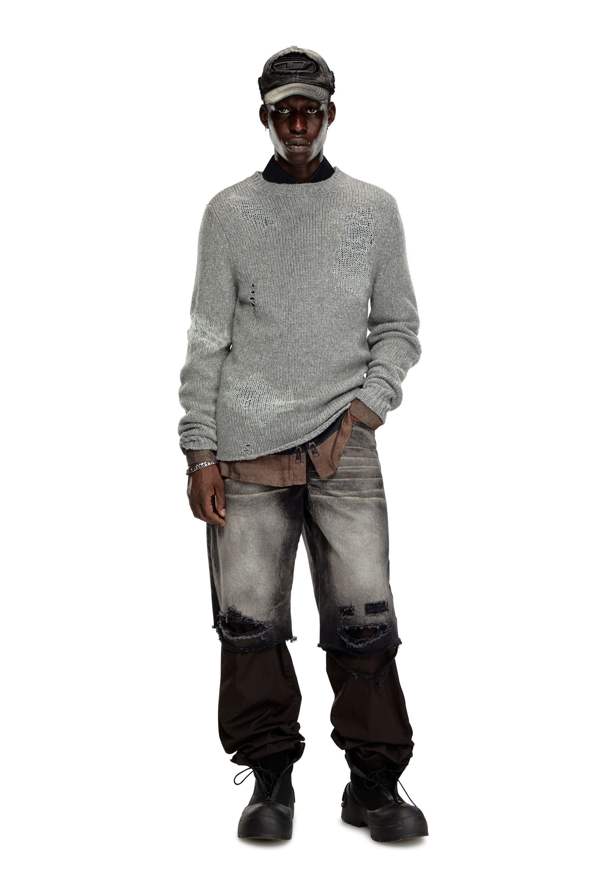 Diesel - K-NORMAN, Maglia distressed in misto lana Uomo in Grigio - 1