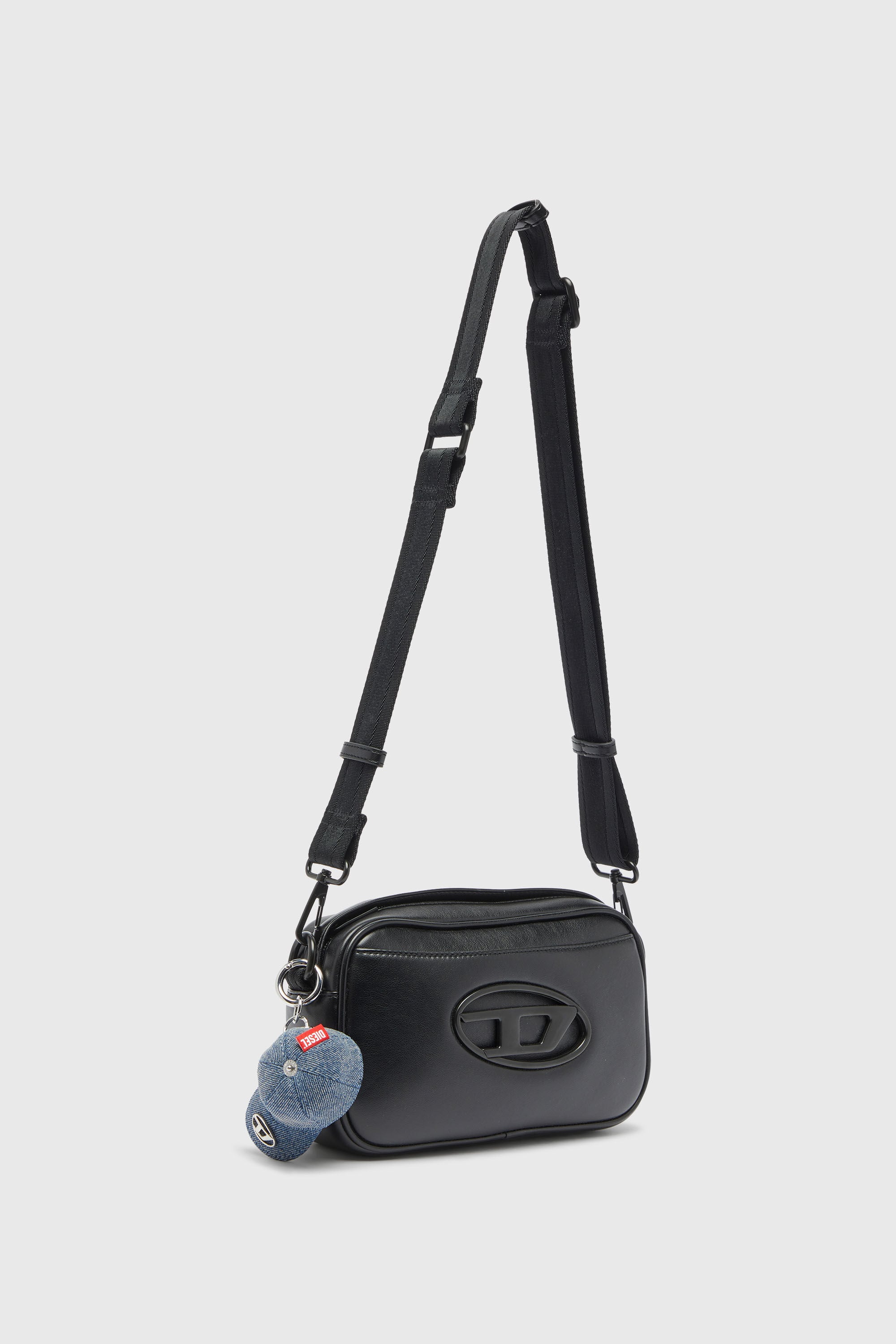 CHARM-CAP, Blu