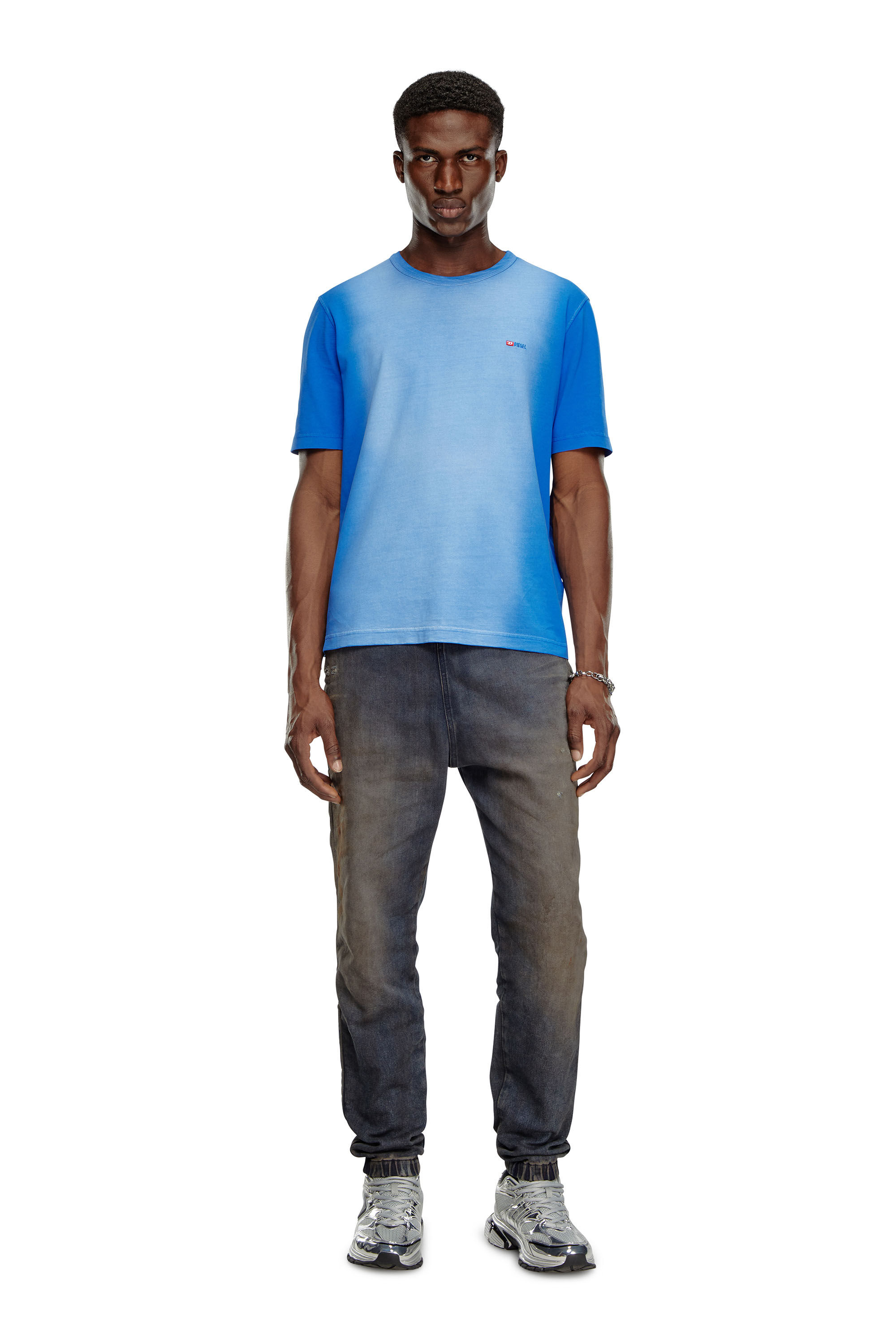 Diesel - T-ADJUST-Q2, Uomo T-shirt in jersey di cotone effetto spray in Blu - Image 1