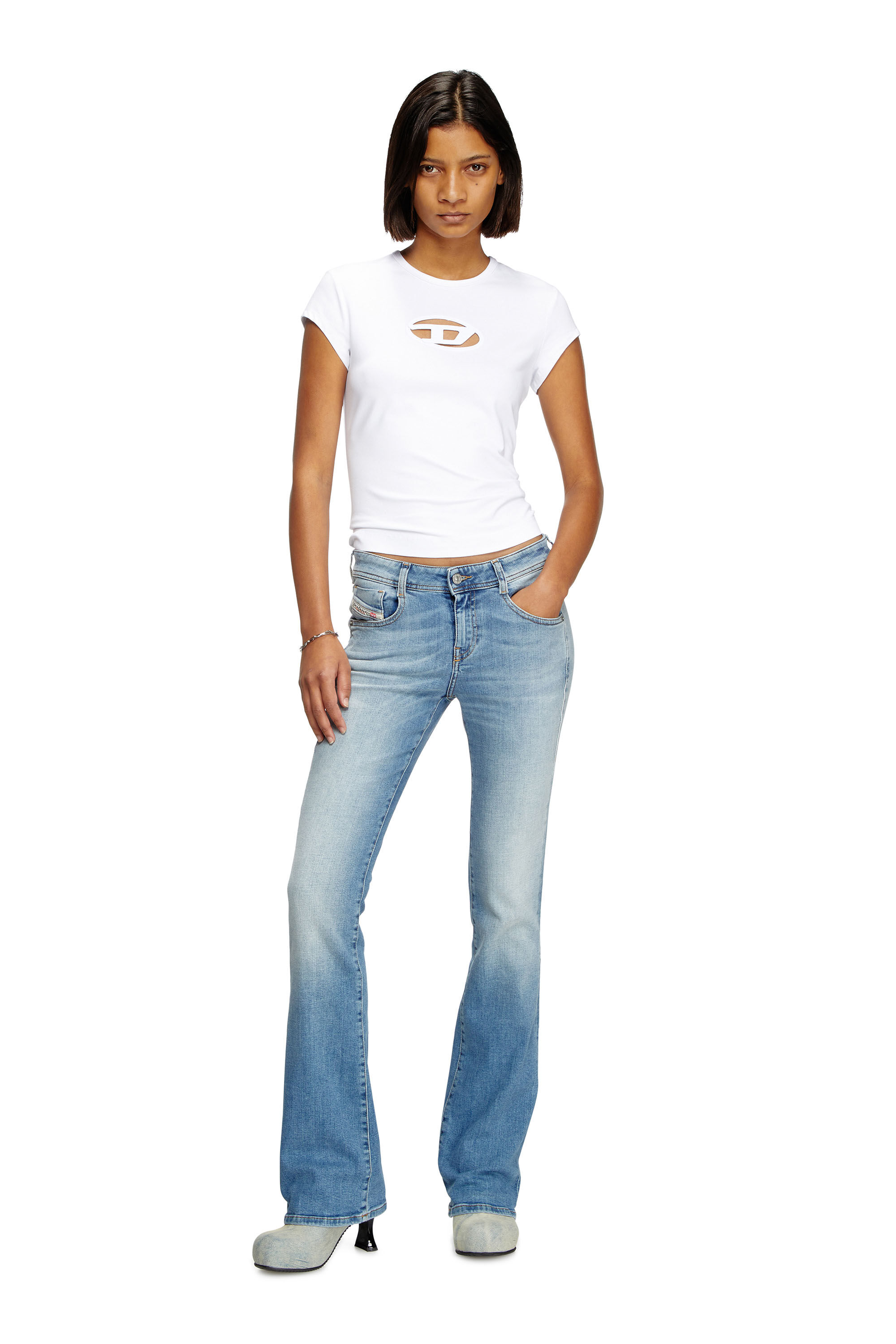Diesel - T-ANGIE, T-shirt con logo peekaboo Donna in Bianco - 1