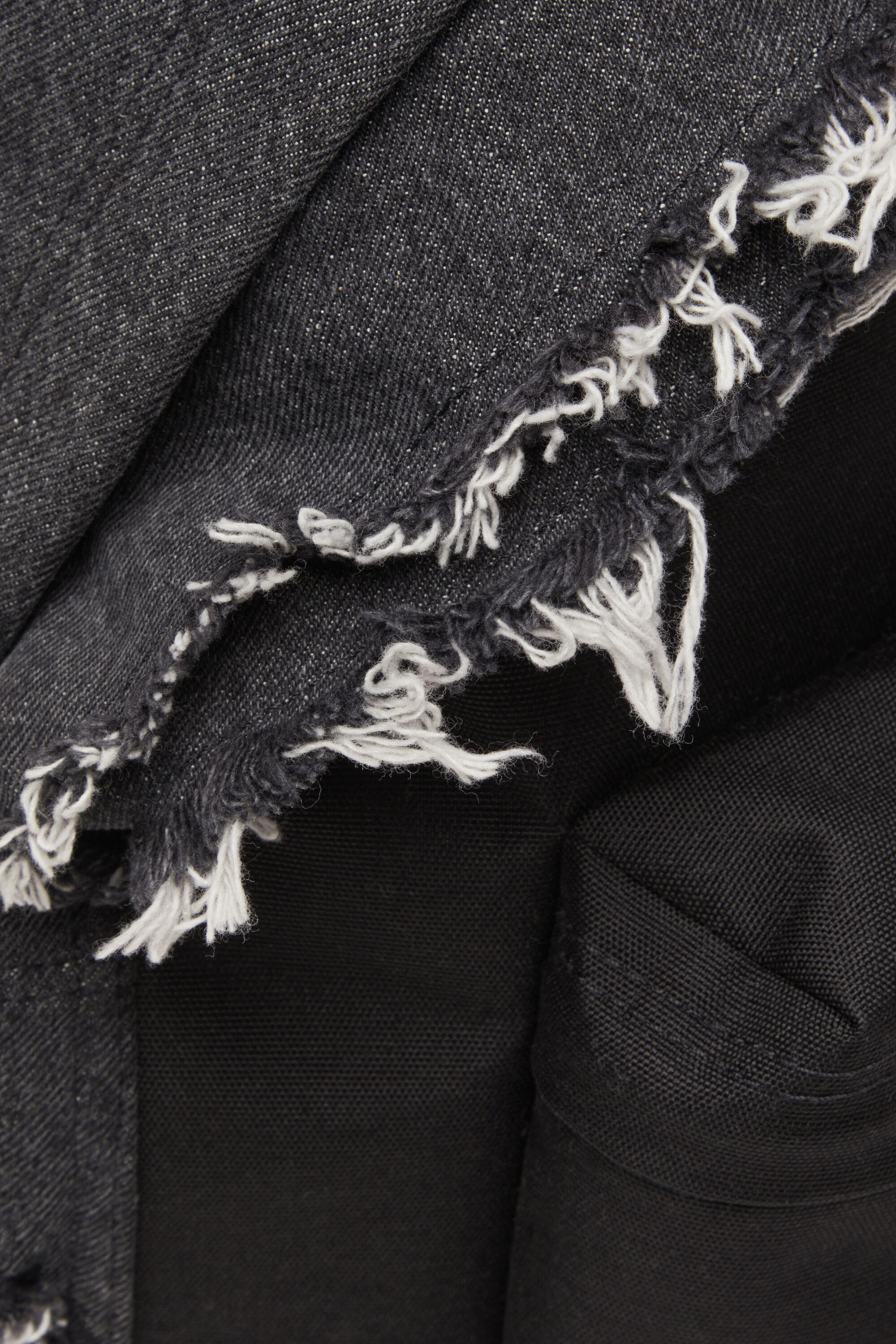 Diesel - DIESEL DAY PAK'R, Zaino in denim distressede CORDURA® Unisex in Nero - 6