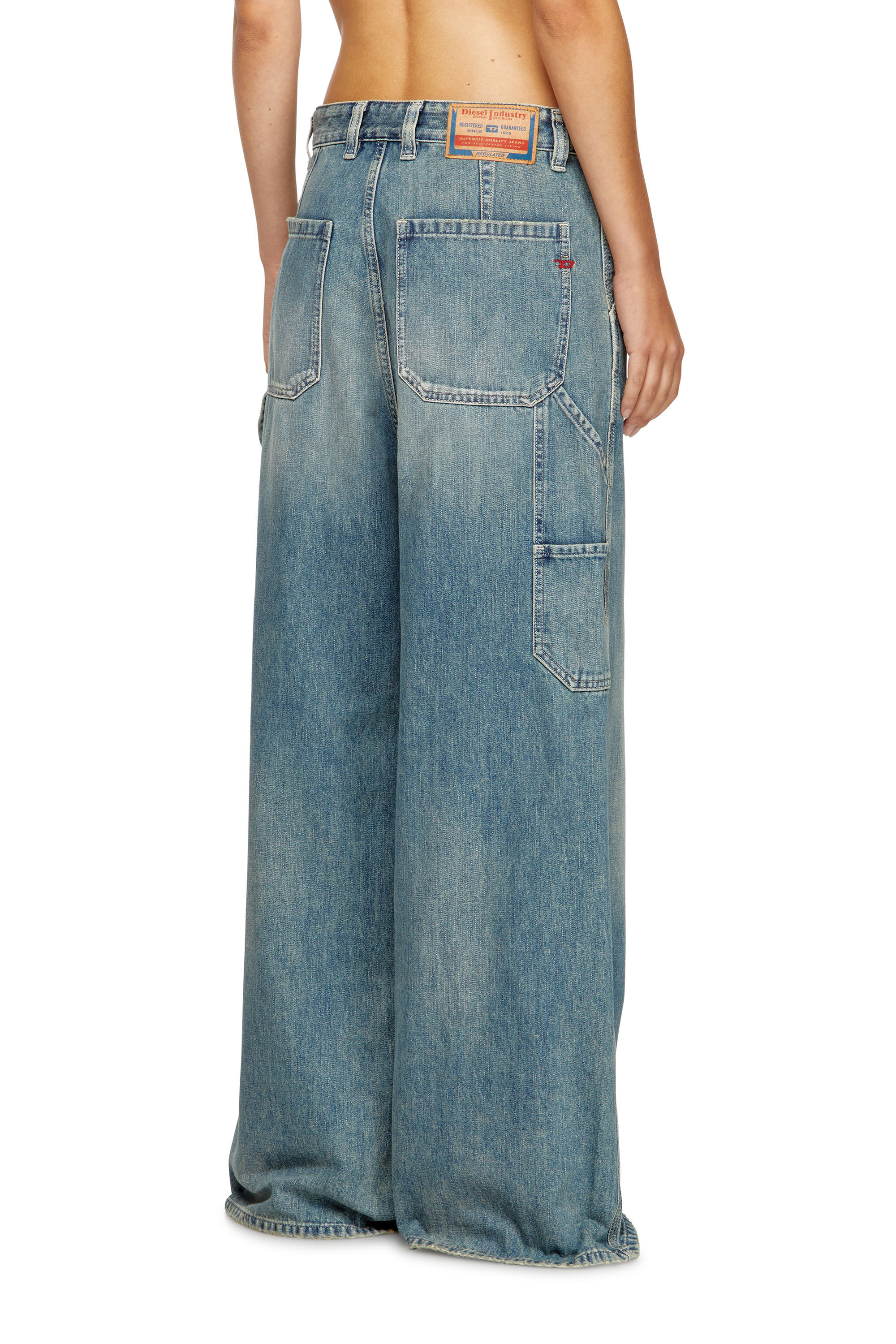 Diesel - Relaxed Jeans 1996 D-Sire 068SK Donna, Blu Chiaro - Image 4