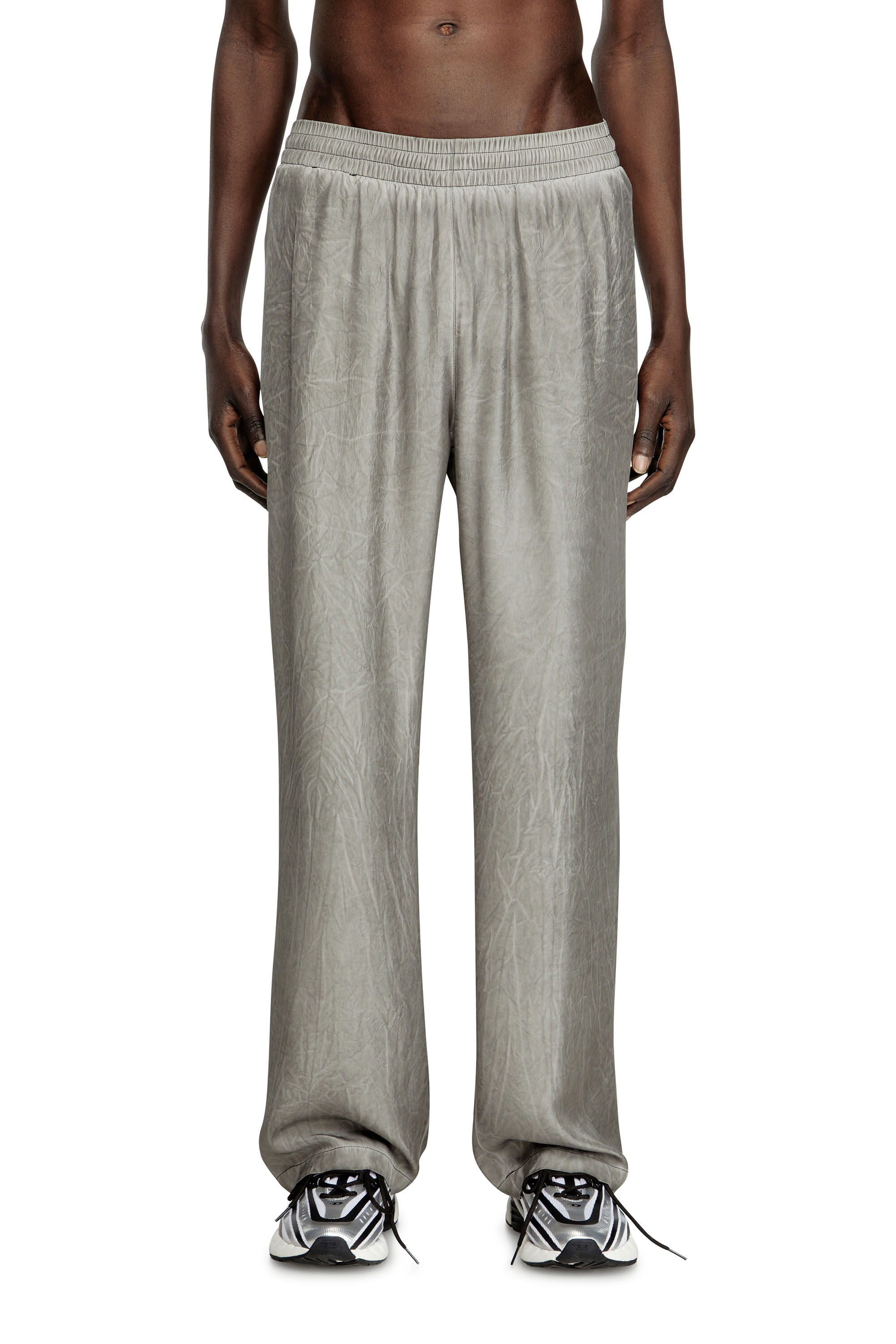 Diesel - P-LEON, Pantaloni tuta fluidi effetto crinkle Unisex in Grigio - 3