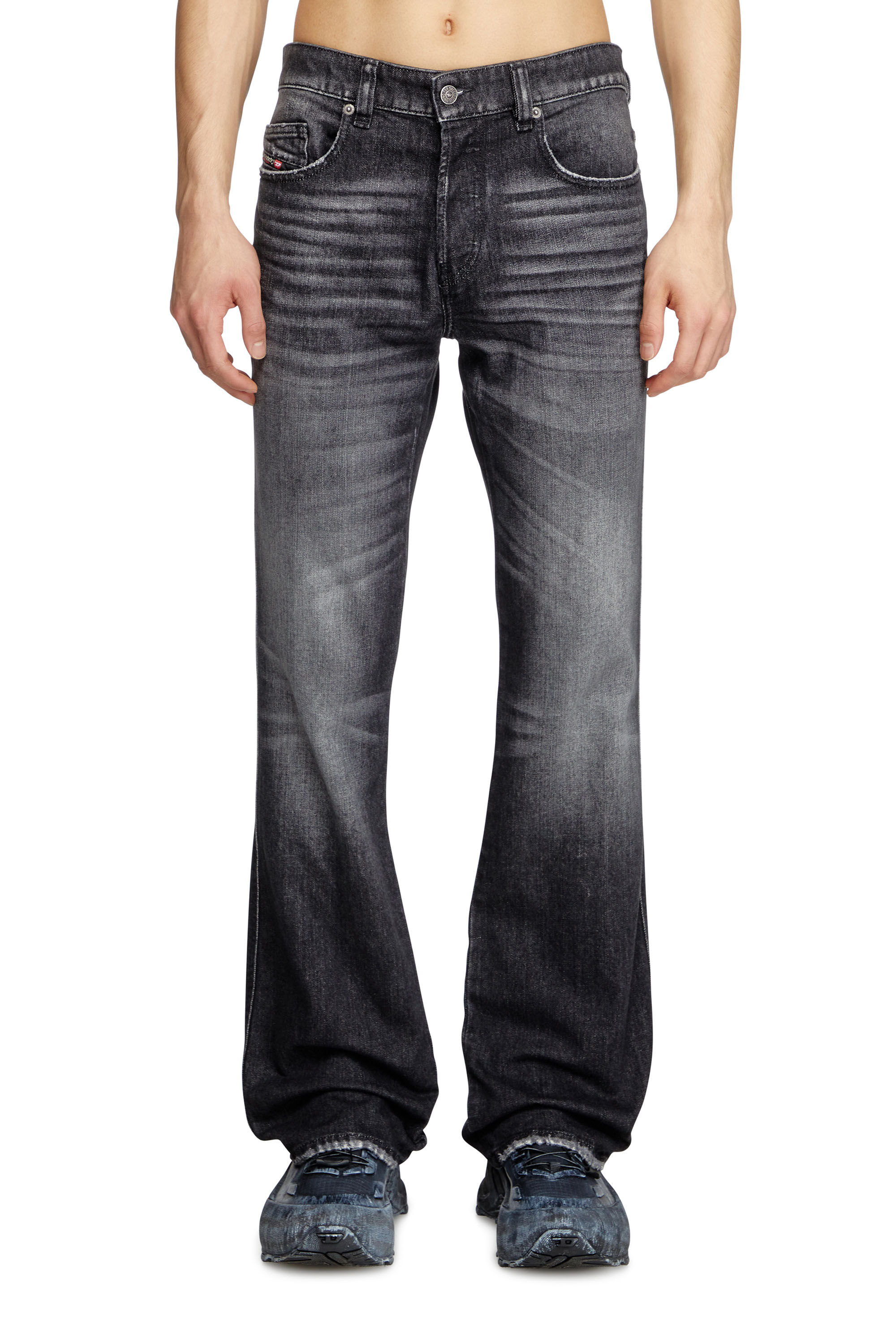 Diesel - Bootcut Jeans 1998 D-Buck 09L50 Uomo, Nero/Grigio scuro - Image 3