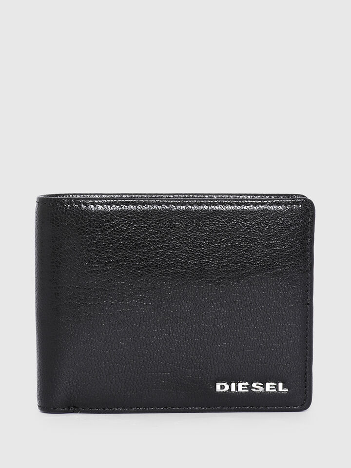 HIRESH S, HIRESH S,