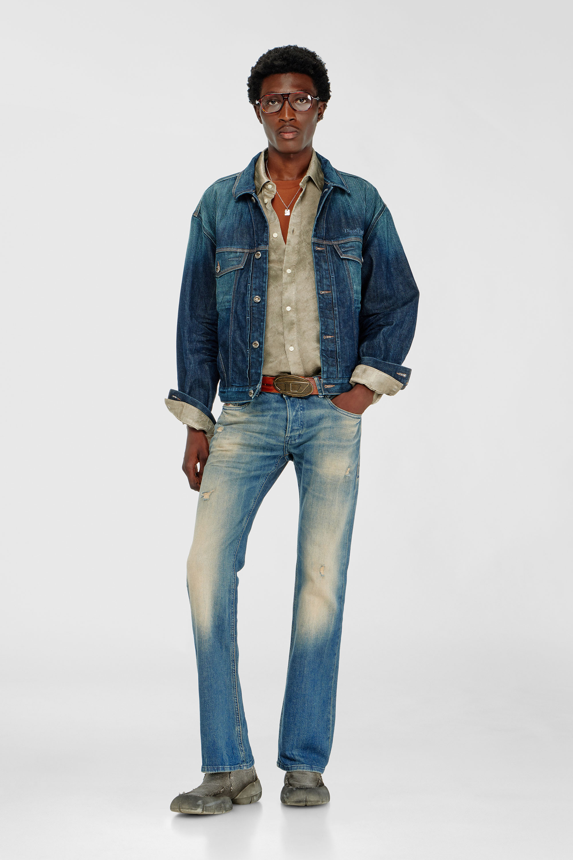 Diesel - S-KISSY-HNBW, Camicia in raso crinkle jacquard con logo Uomo in Marrone - 2