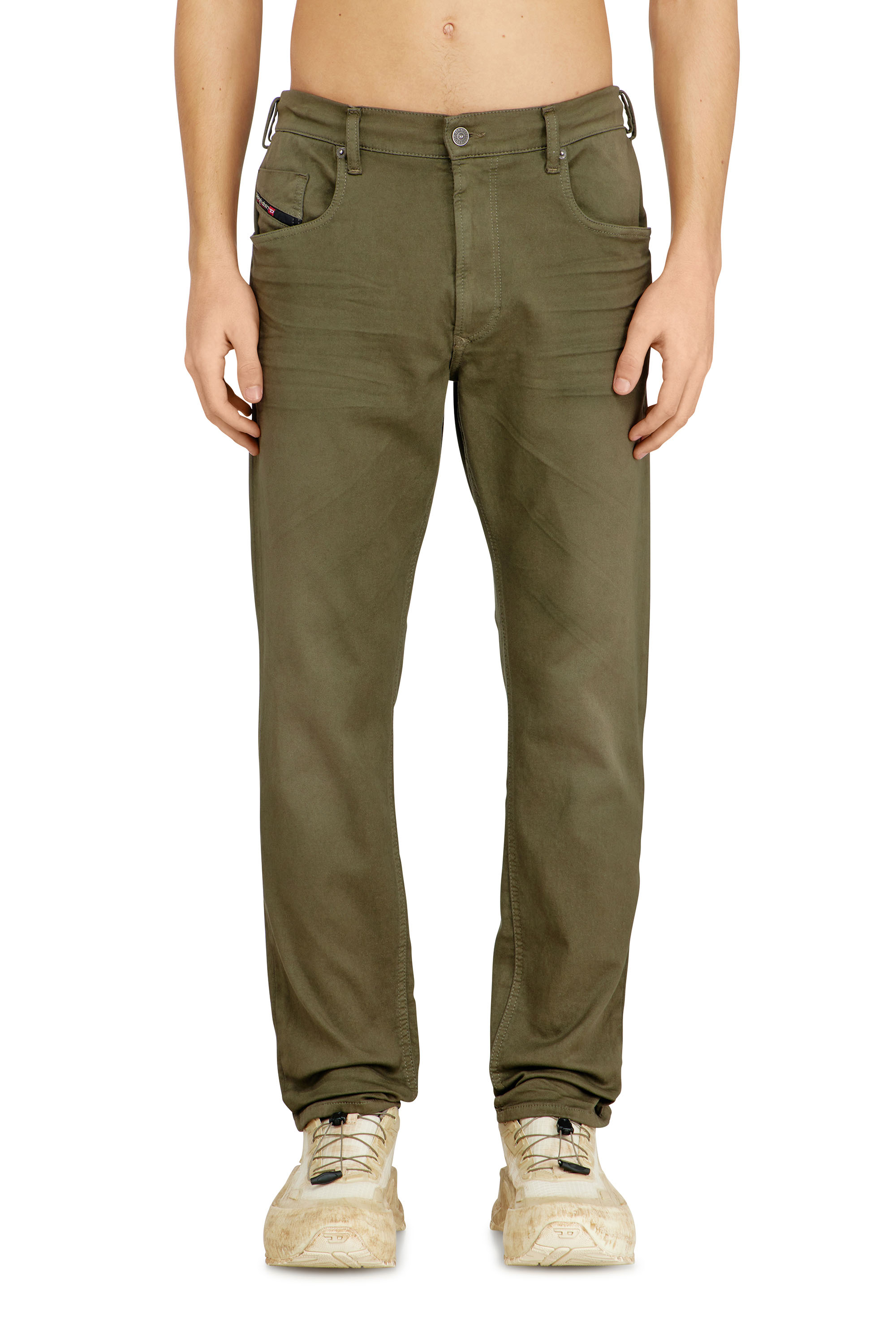 Diesel - Regular 2032 D-Krooley-BW Joggjeans&reg; 0670M Uomo, Verde Militare - Image 1