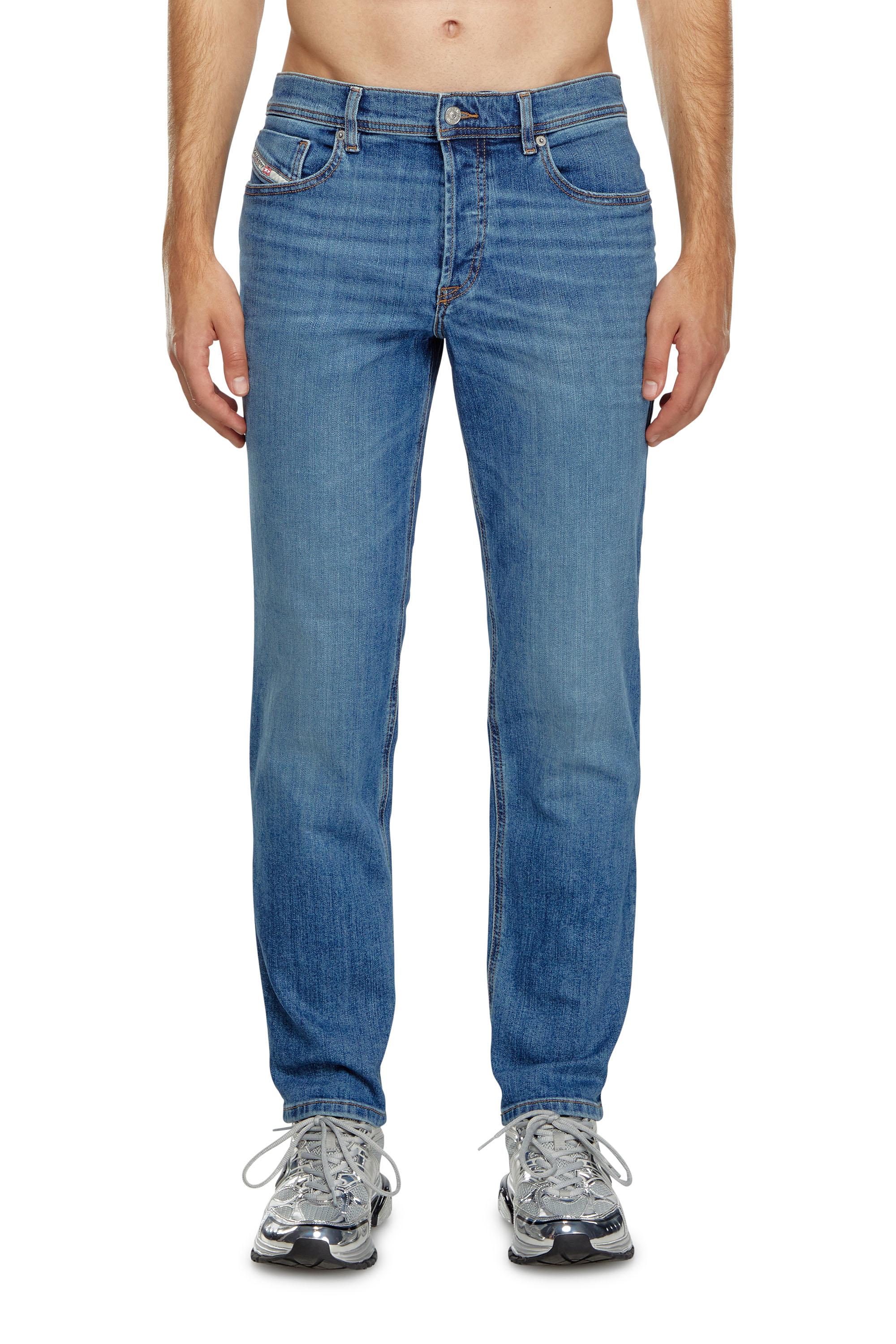 Diesel - Regular Jeans 2023 D-Finitive 0KIAL Uomo, Blu Chiaro - Image 2