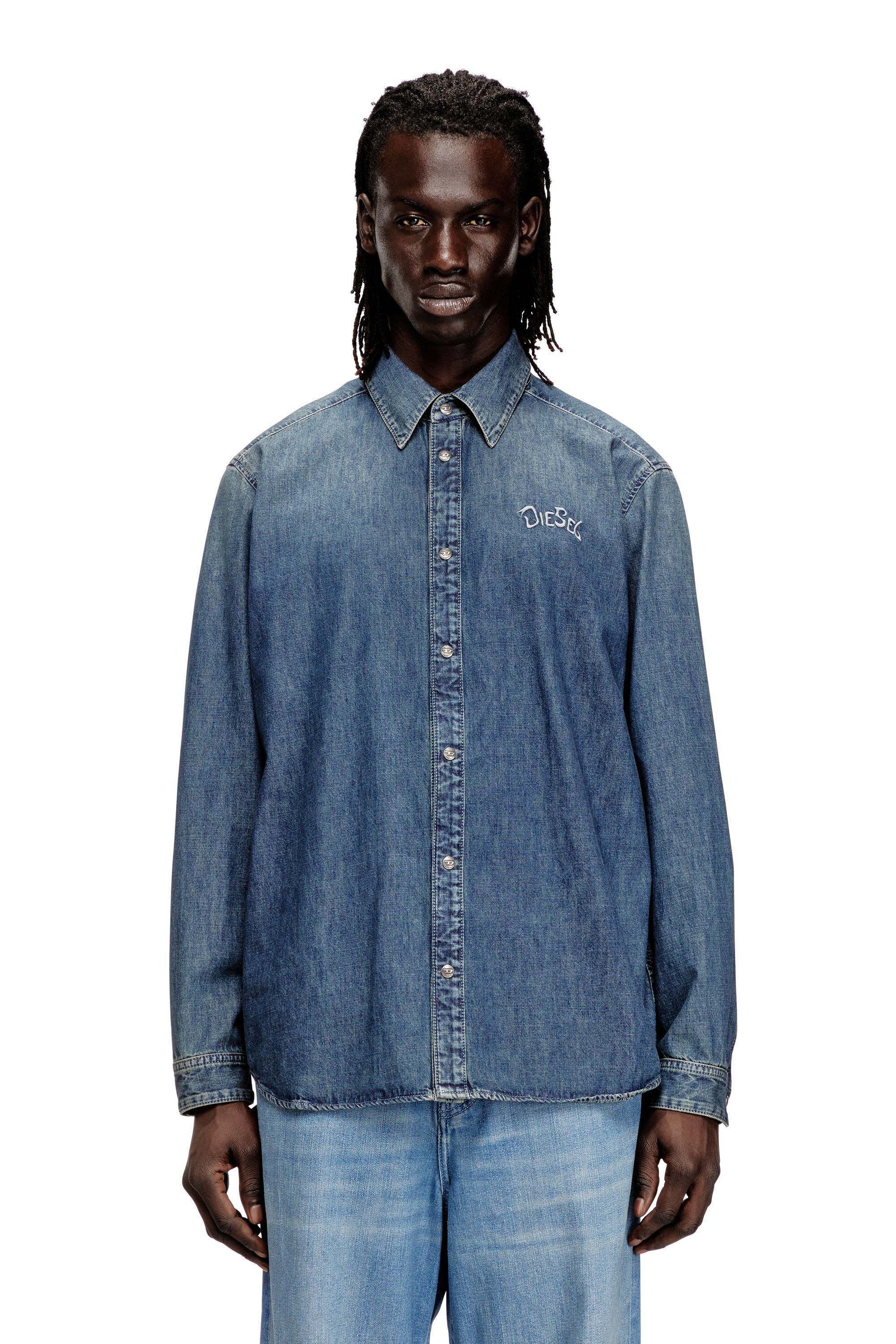 Diesel - D-SIMPLY-S15, Camicia in denim con emblema ricamato Uomo in Blu - 1