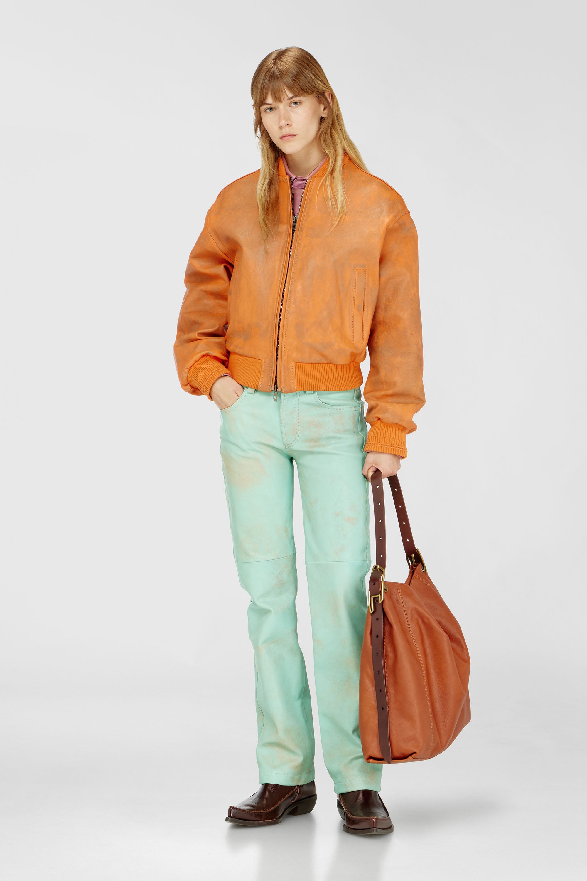 Diesel - L-POCKA, Pantaloni in pelle lavorata Donna in Verde - 1