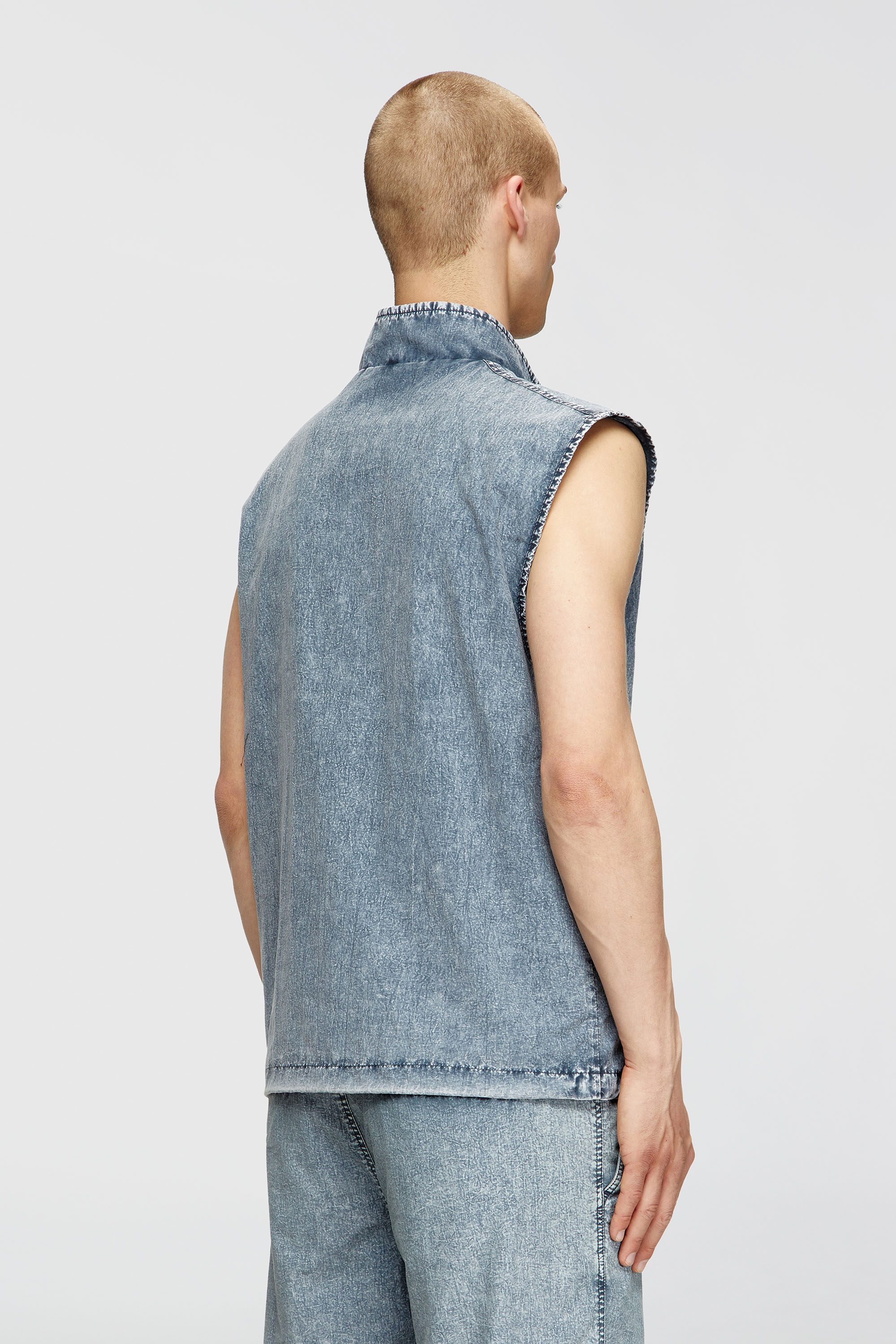 Diesel - J-ERB, Gilet in nylon Taslan riciclato Uomo in Blu - 4