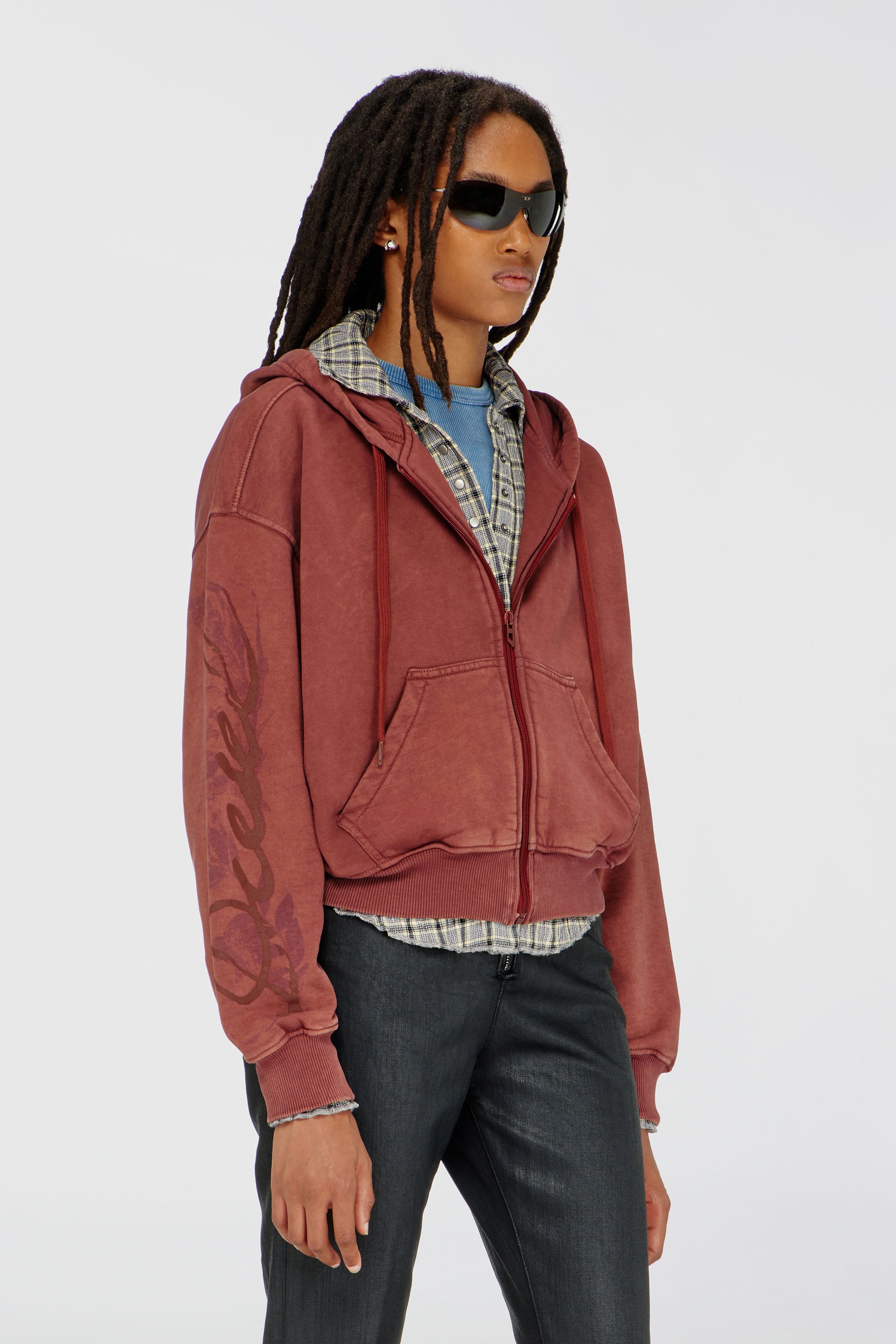 Diesel - F-ELYCY, Felpa con zip e logo floreale effetto puff Donna in Rosso - 1