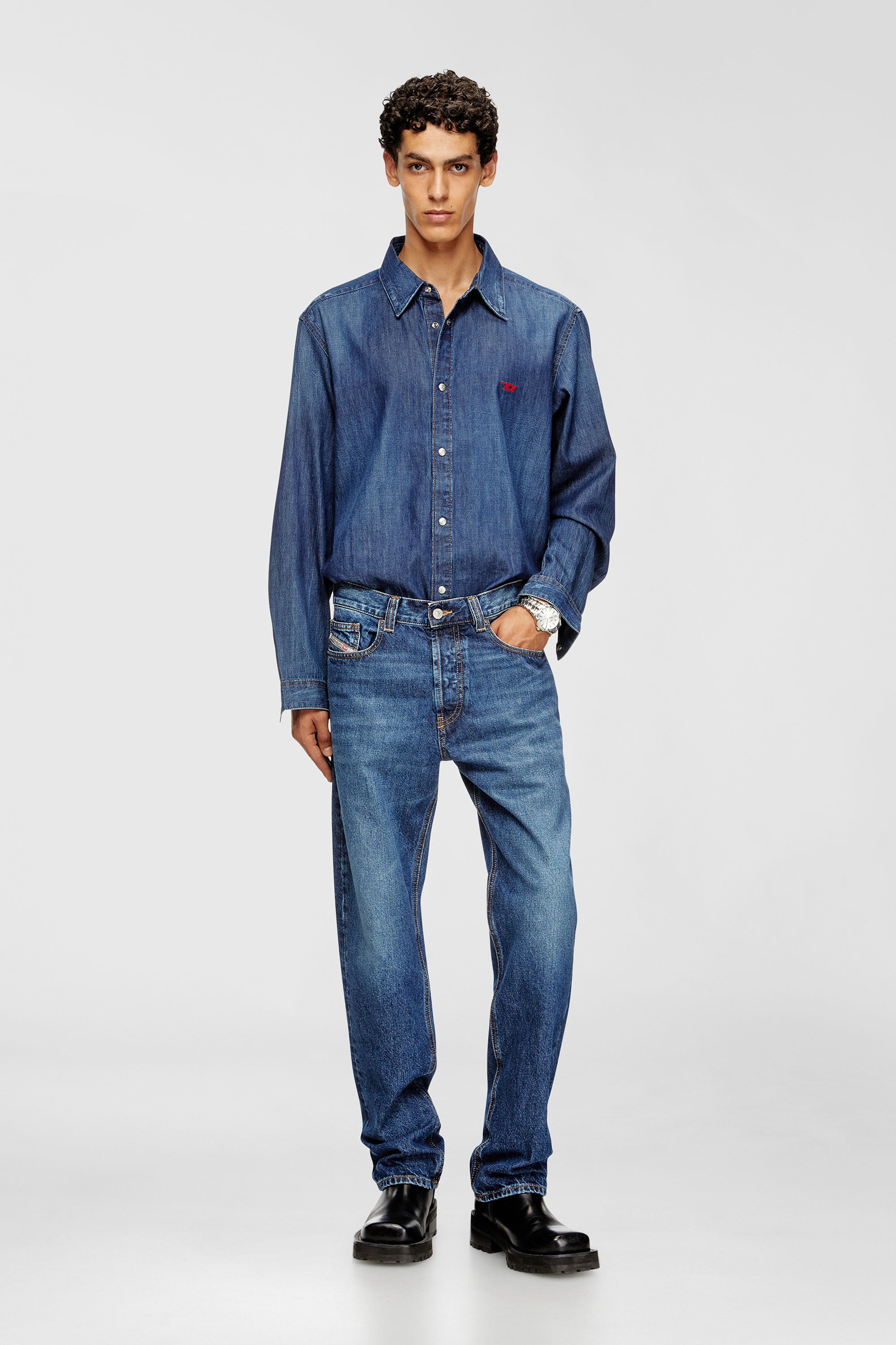 Diesel - D-SIMPLY, Camicia in denim con logo ricamato Uomo in Blu - 2