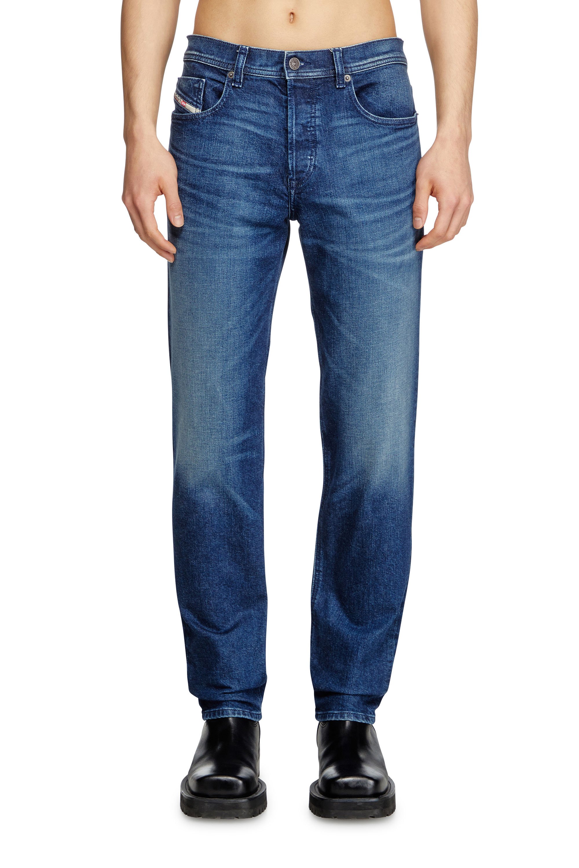 Diesel - Regular Jeans 2023 D-Finitive 09L51 Uomo, Blu Scuro - Image 1