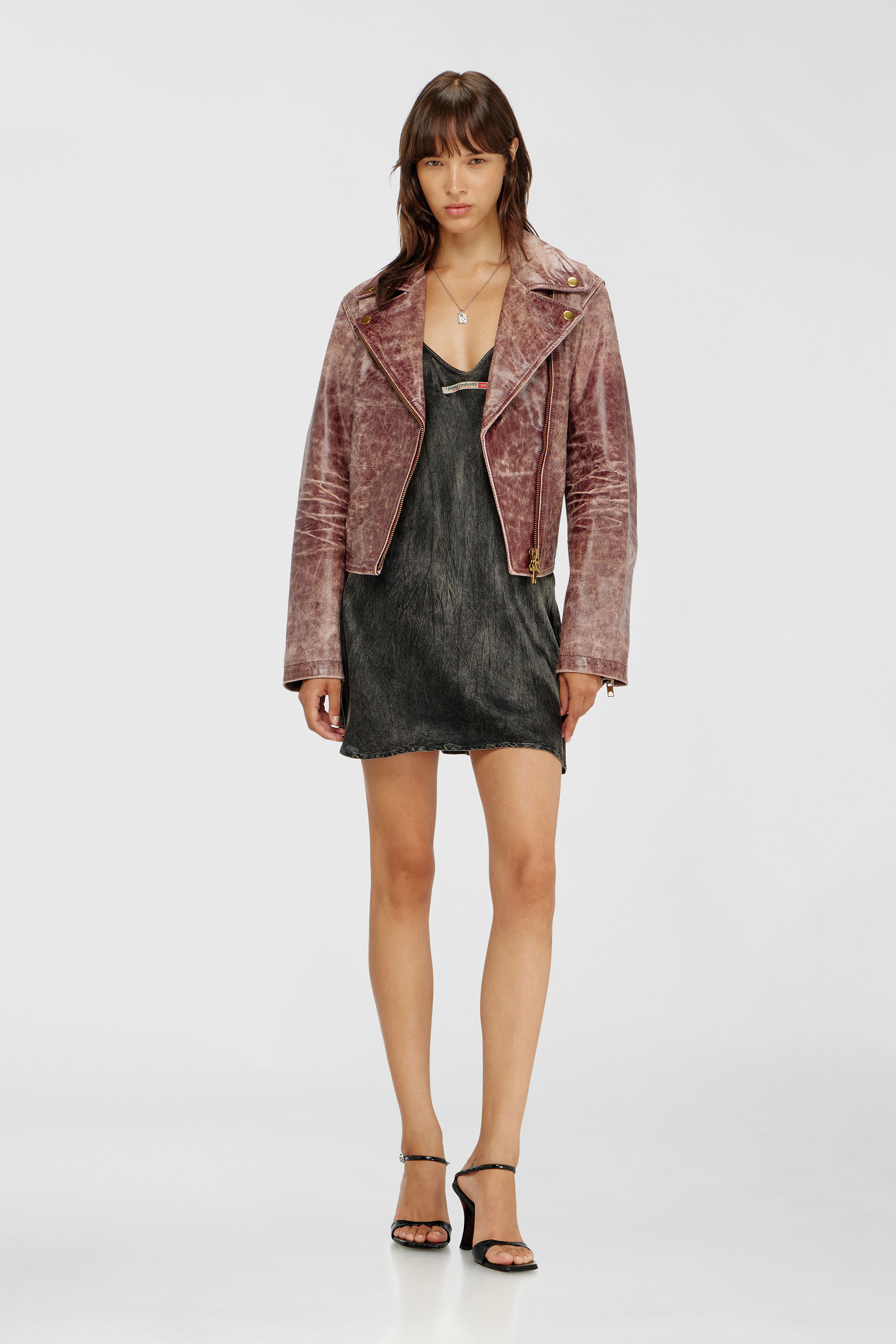 Diesel - CASSIDY-DNM, Abito sottoveste in viscosa con spalline a spaghetto Donna in Nero - 6