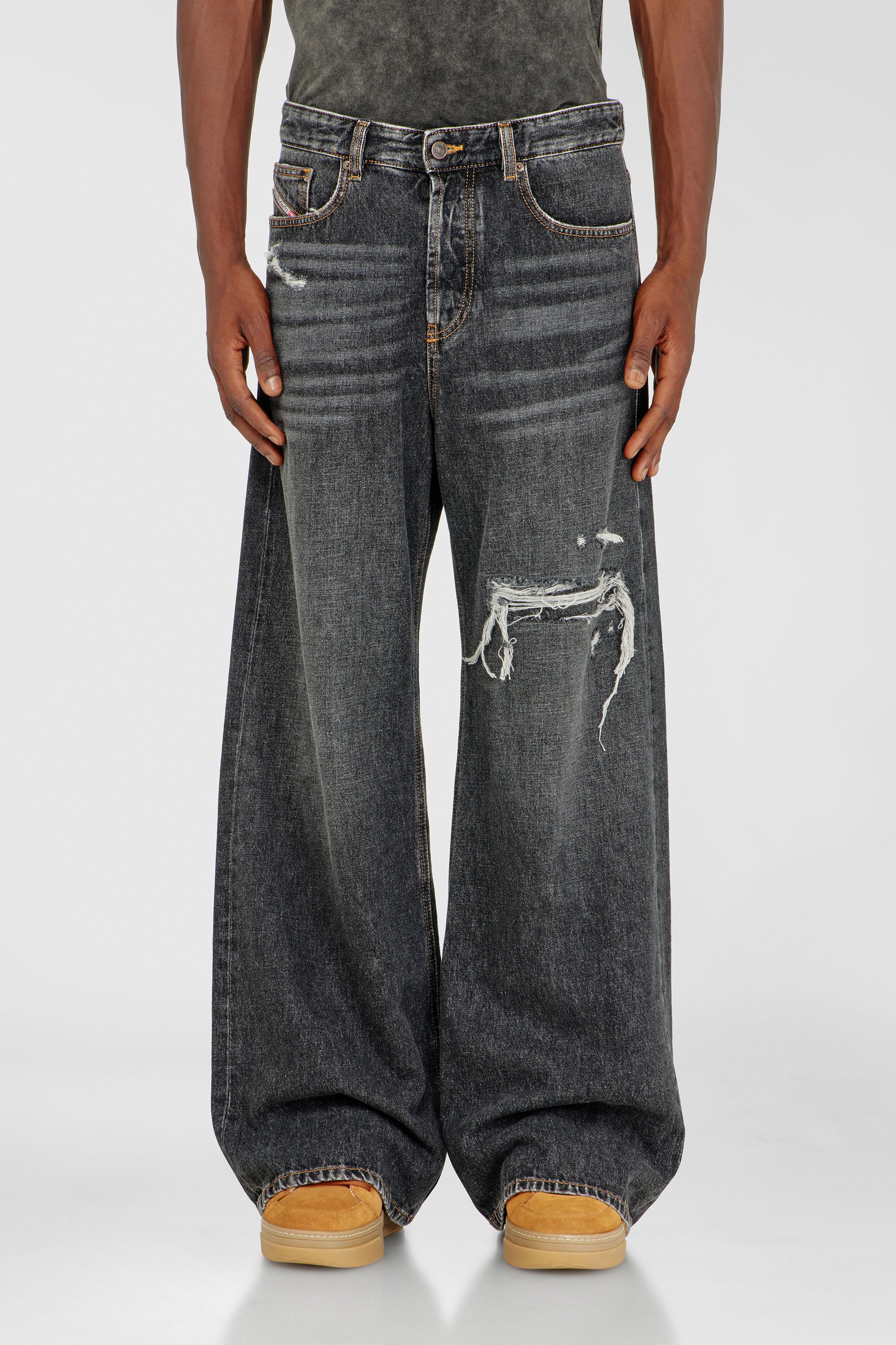 Diesel - Relaxed Jeans D-Rise 007DN Uomo, Nero/Grigio scuro - Image 1