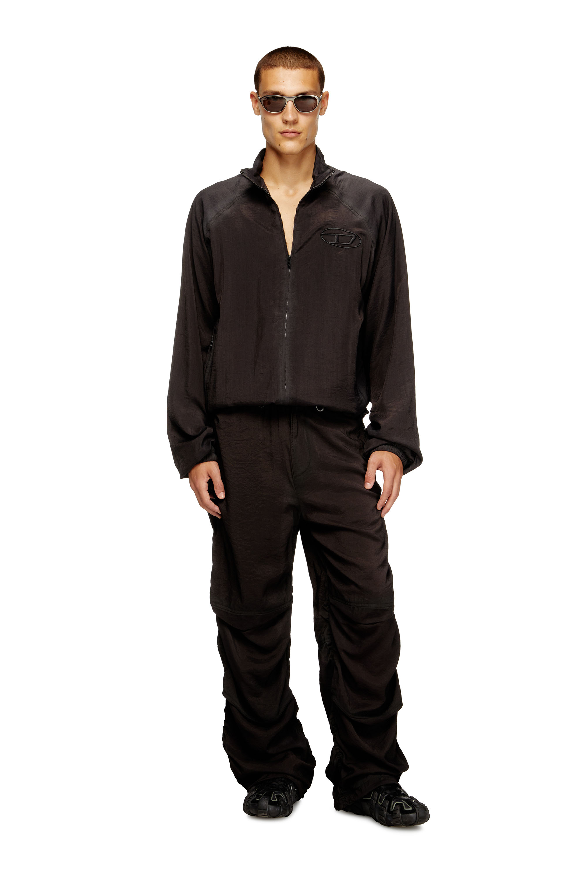 Diesel - P-DAILY, Pantaloni utility in tessuto leggero stropicciato Uomo in Nero - 2
